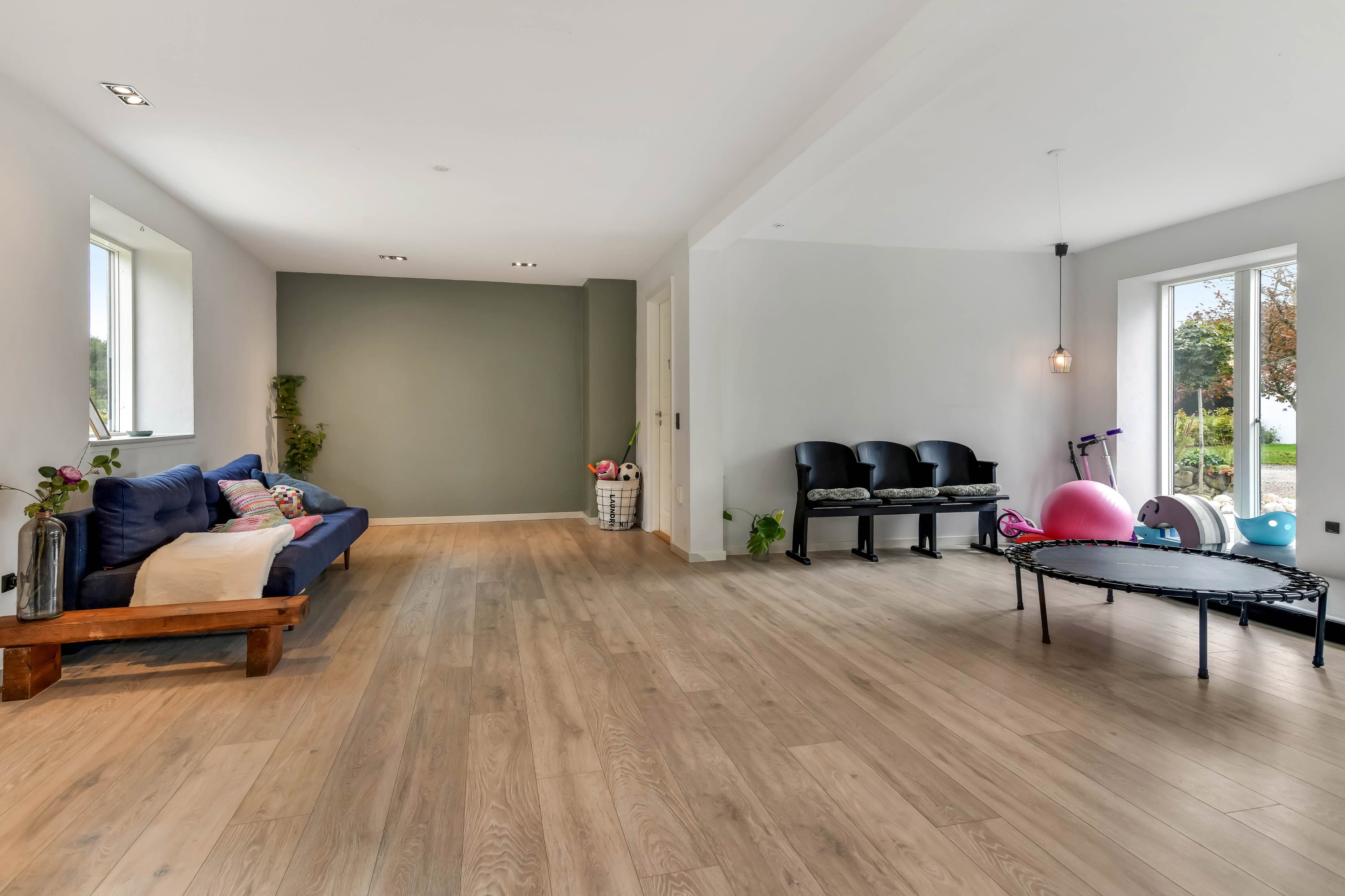 Fremhævet stue billede i fuldskærmstilstand. Billede af Hindskovvej 31, Thyregod, 7323 Give