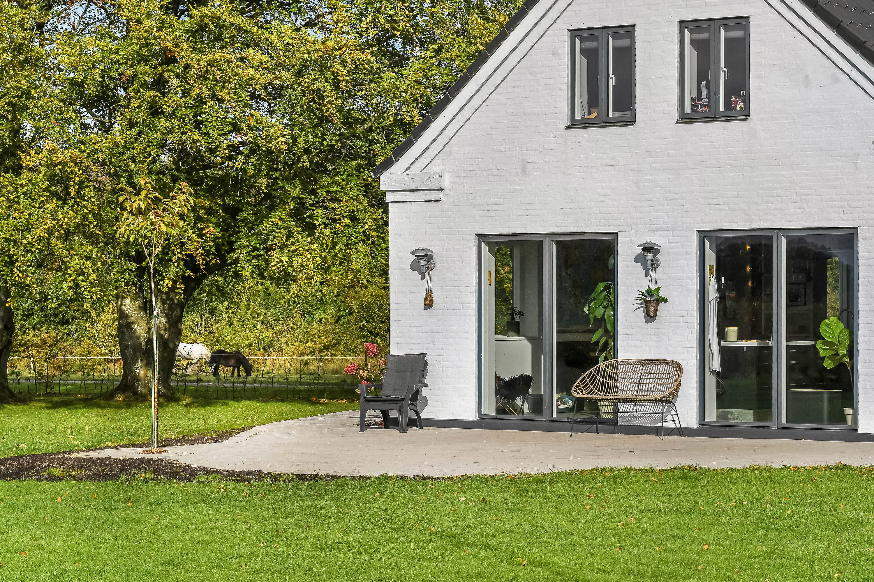 Fremhævet terrasse billede i fuldskærmstilstand. Billede af Hindskovvej 31, Thyregod, 7323 Give