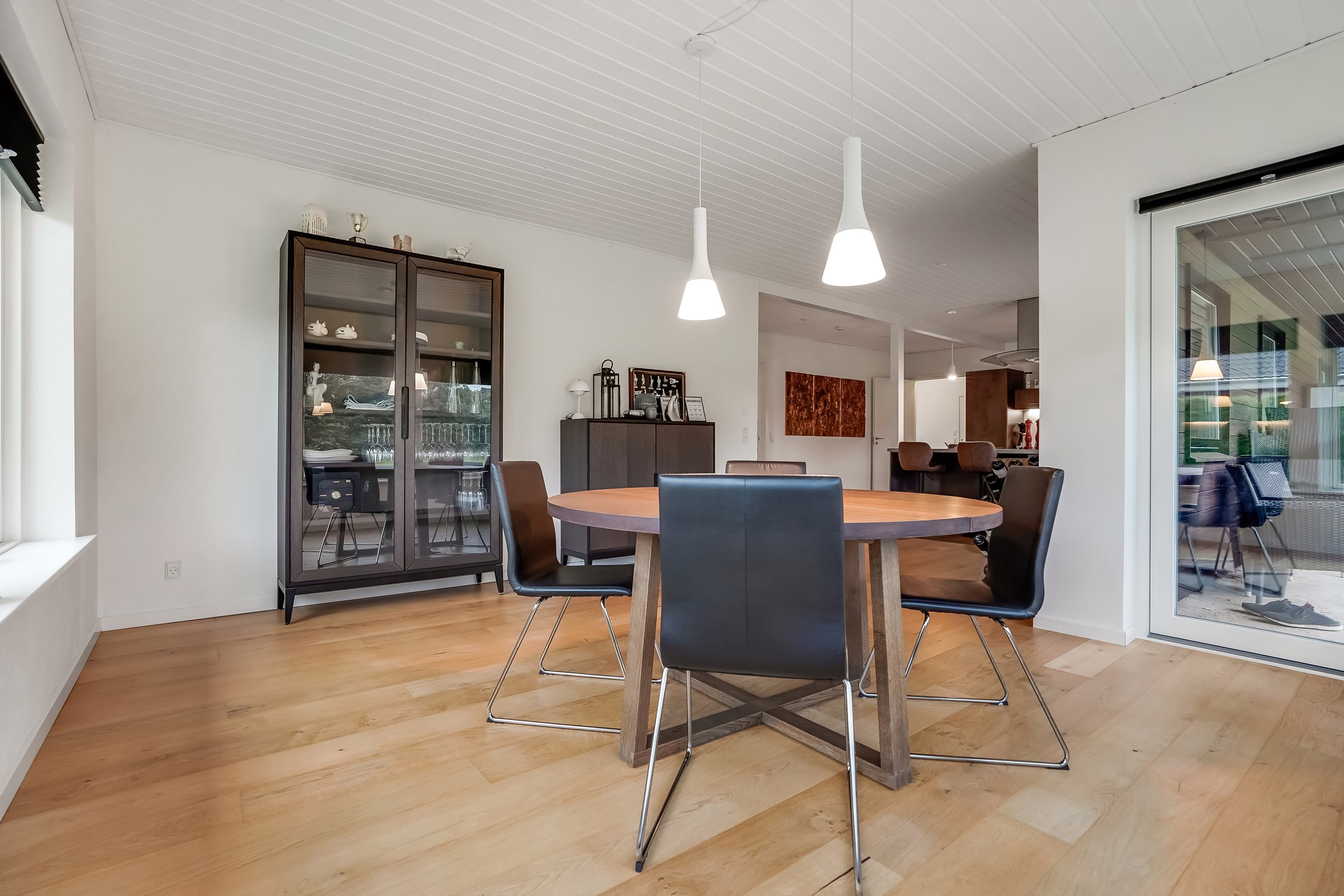 Fremhævet alrum billede i fuldskærmstilstand. Billede af Kyndesens Eng 1, 7160 Tørring