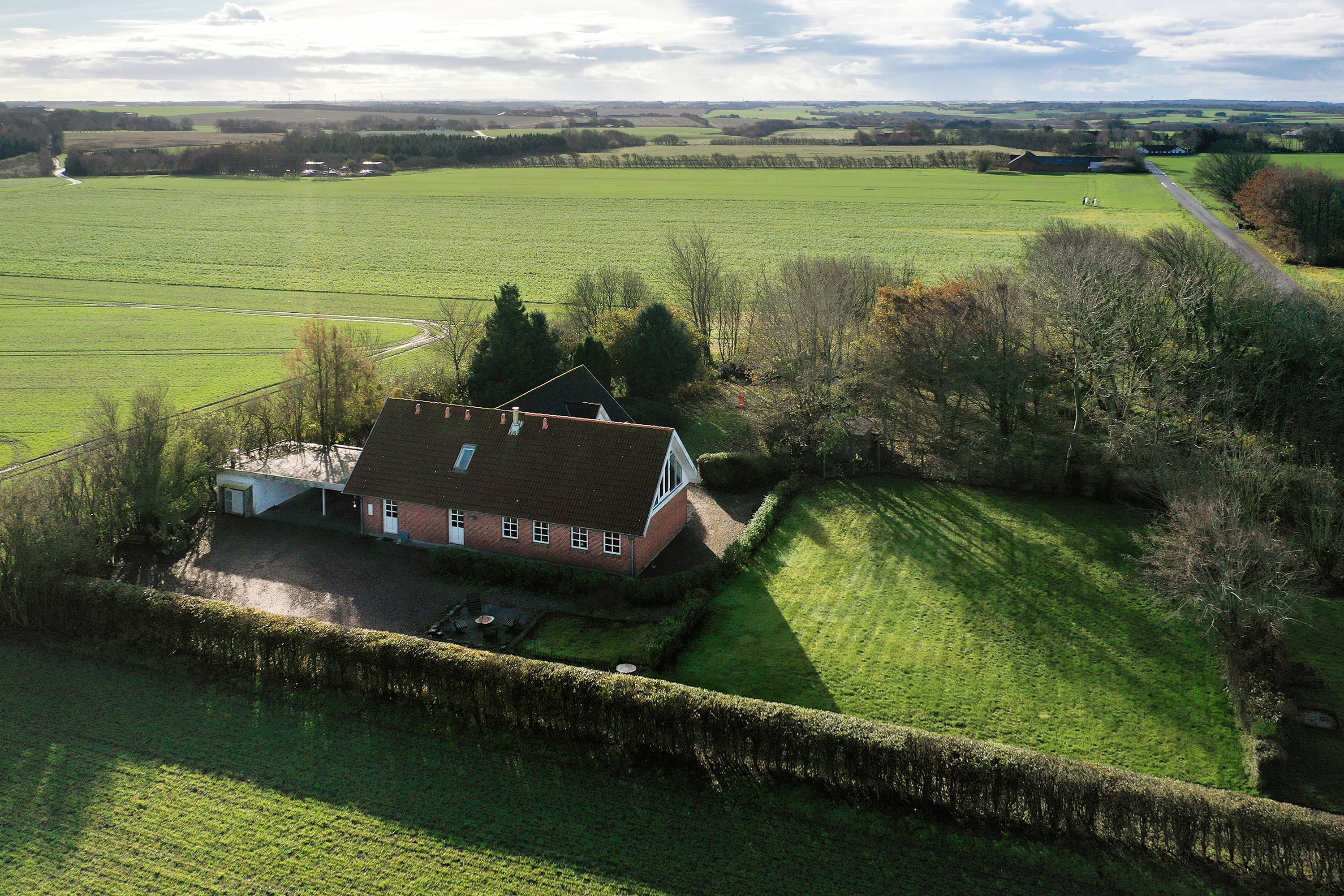 Fremhævet luftfoto billede i fuldskærmstilstand. Billede af Humlegårdvej 4, Krejbjerg, 7860 Spøttrup