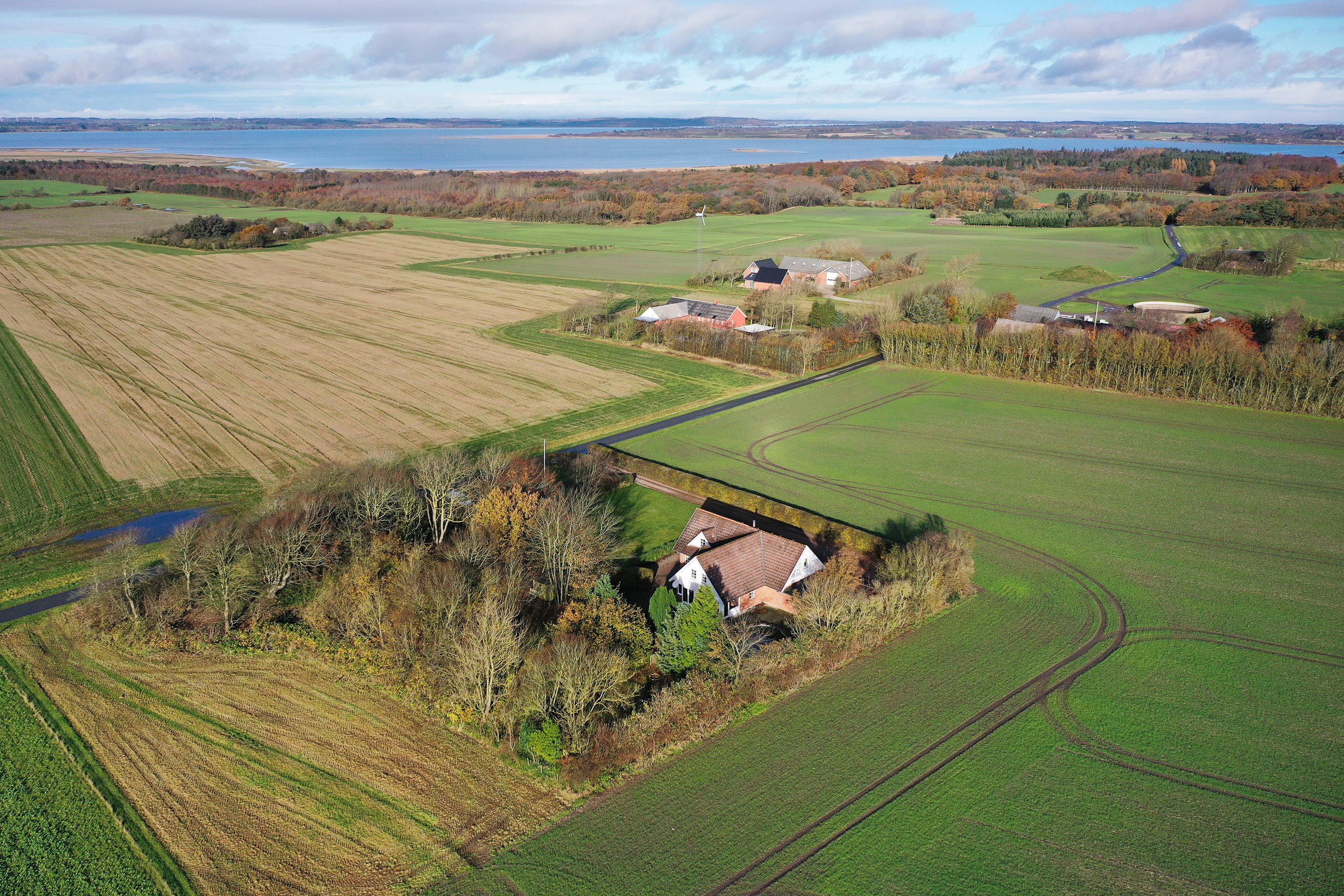 Fremhævet luftfoto billede i fuldskærmstilstand. Billede af Humlegårdvej 4, Krejbjerg, 7860 Spøttrup