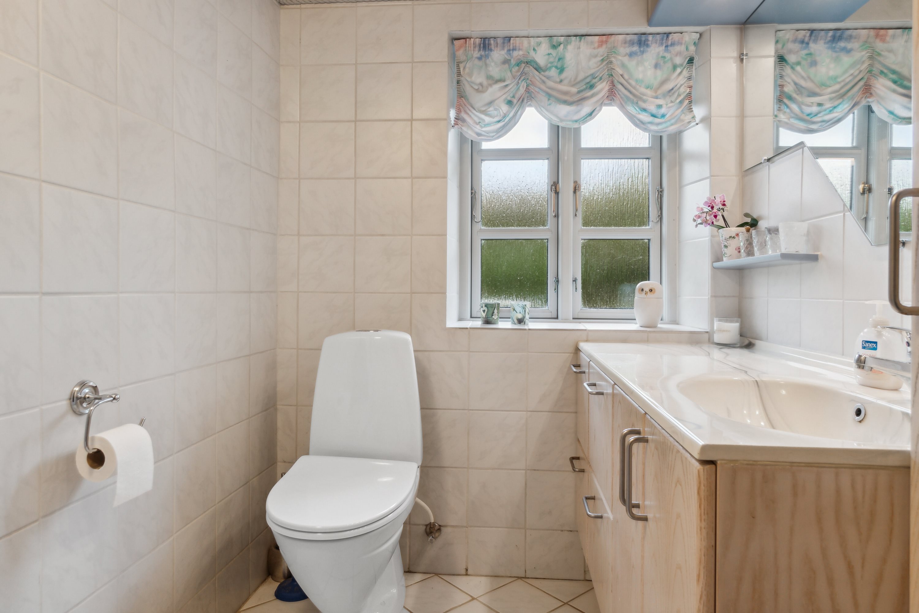 Fremhævet badeværelse billede i fuldskærmstilstand. Billede af Birkevej 13, Løvskal, 8850 Bjerringbro