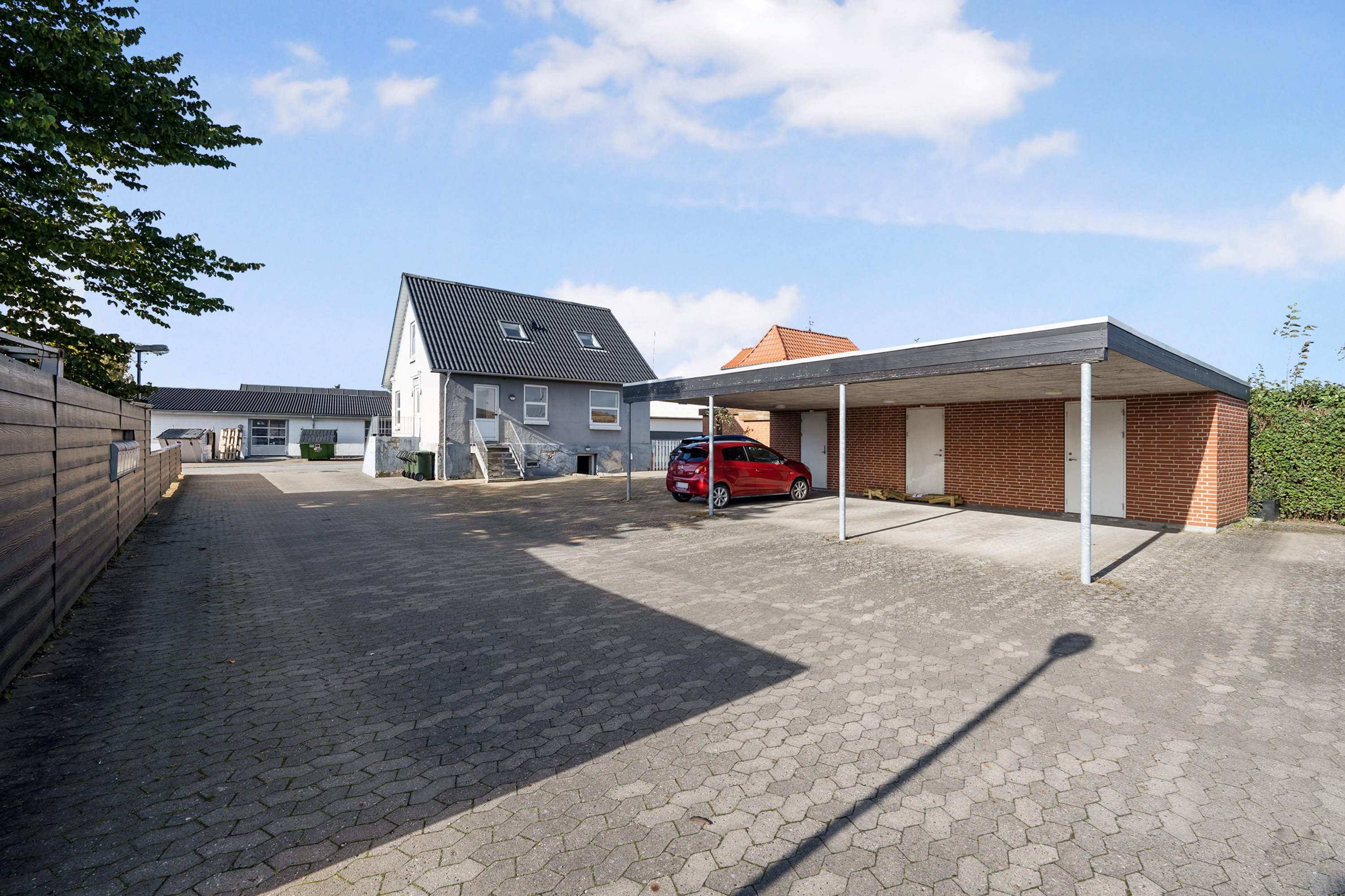 Fremhævet hus billede i fuldskærmstilstand. Billede af Nygade 2H, 8963 Auning