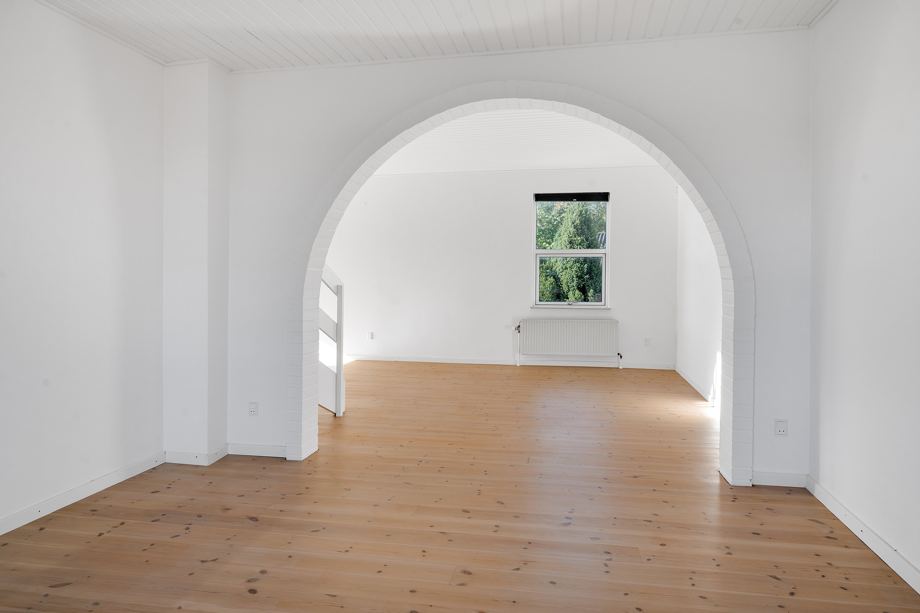 Fremhævet stue billede i fuldskærmstilstand. Billede af Nygade 2H, 8963 Auning