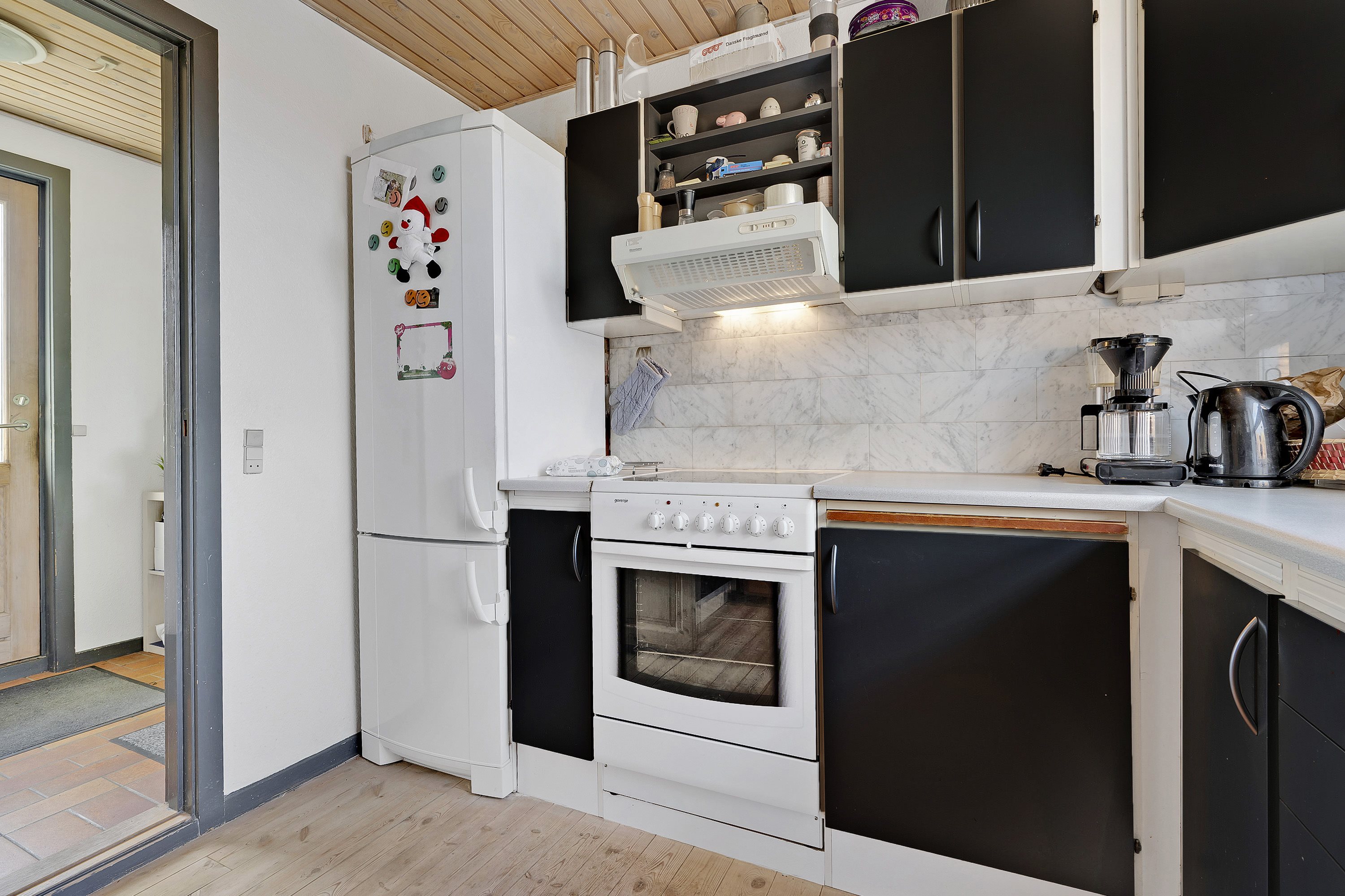 Fremhævet køkken billede i fuldskærmstilstand. Billede af Brogårdsvej 2, Balle, 8370 Hadsten