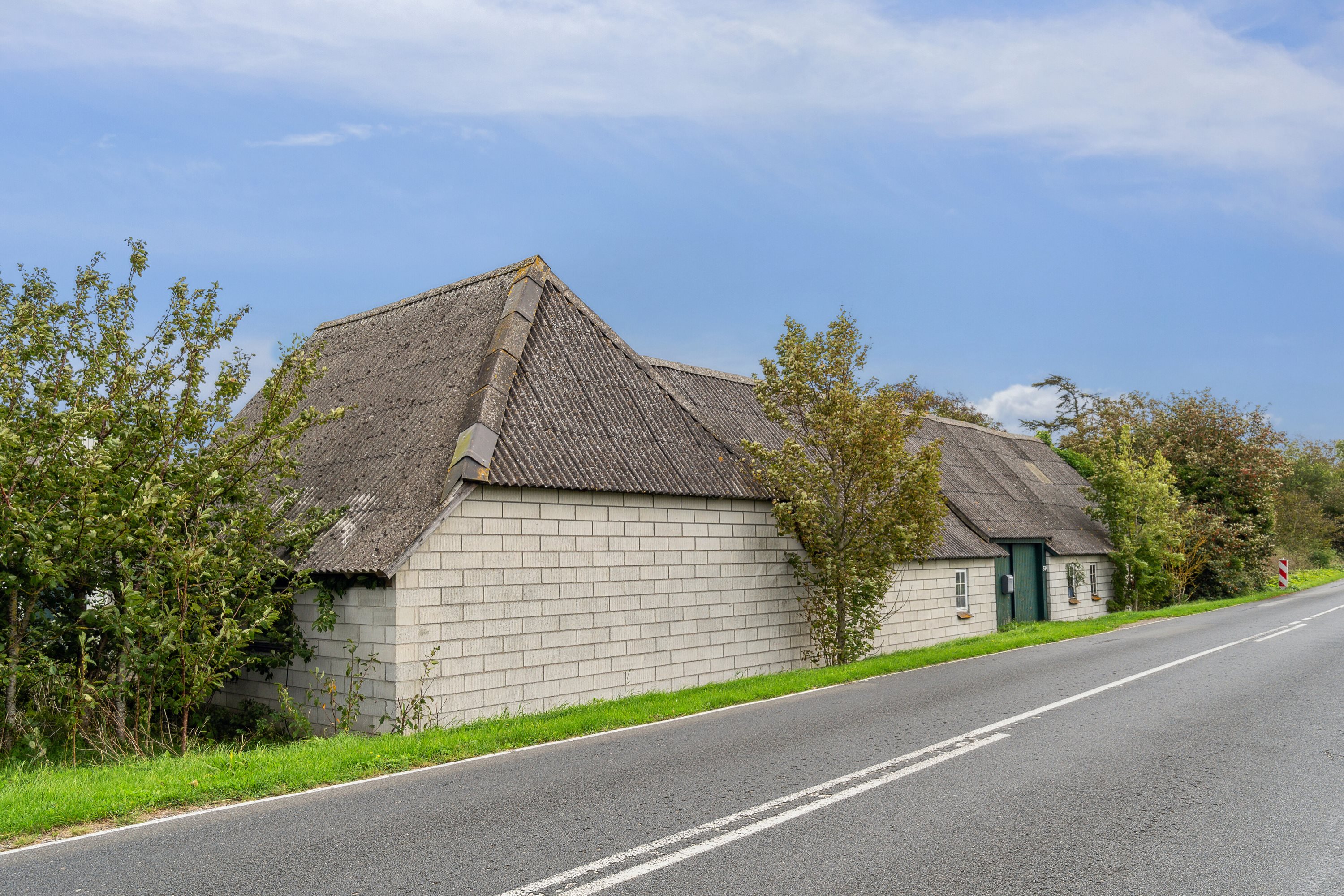 Fremhævet set fra vejen billede i fuldskærmstilstand. Billede af Fynshovedvej 584, 5390 Martofte