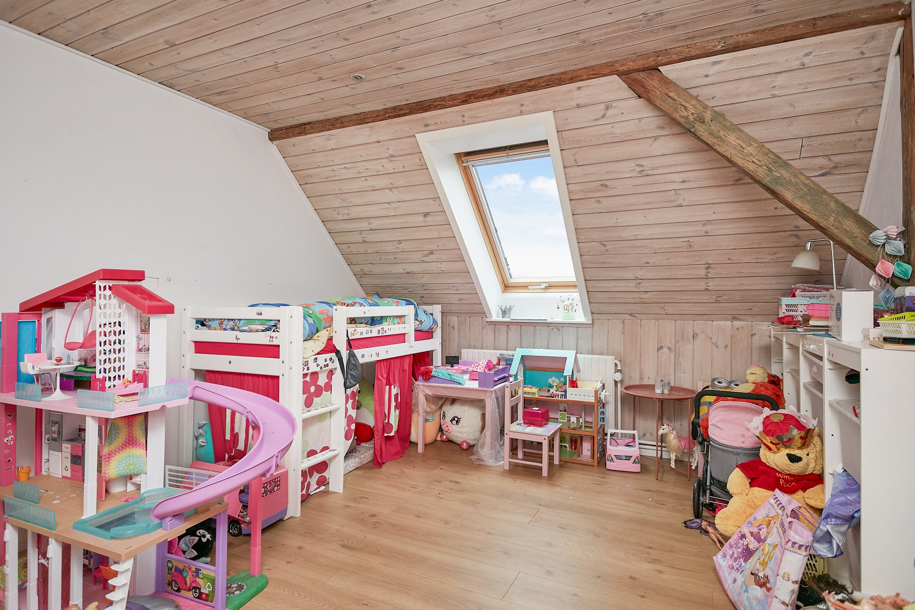 Fremhævet værelse billede i fuldskærmstilstand. Billede af Røntoftevej 1, 8700 Horsens