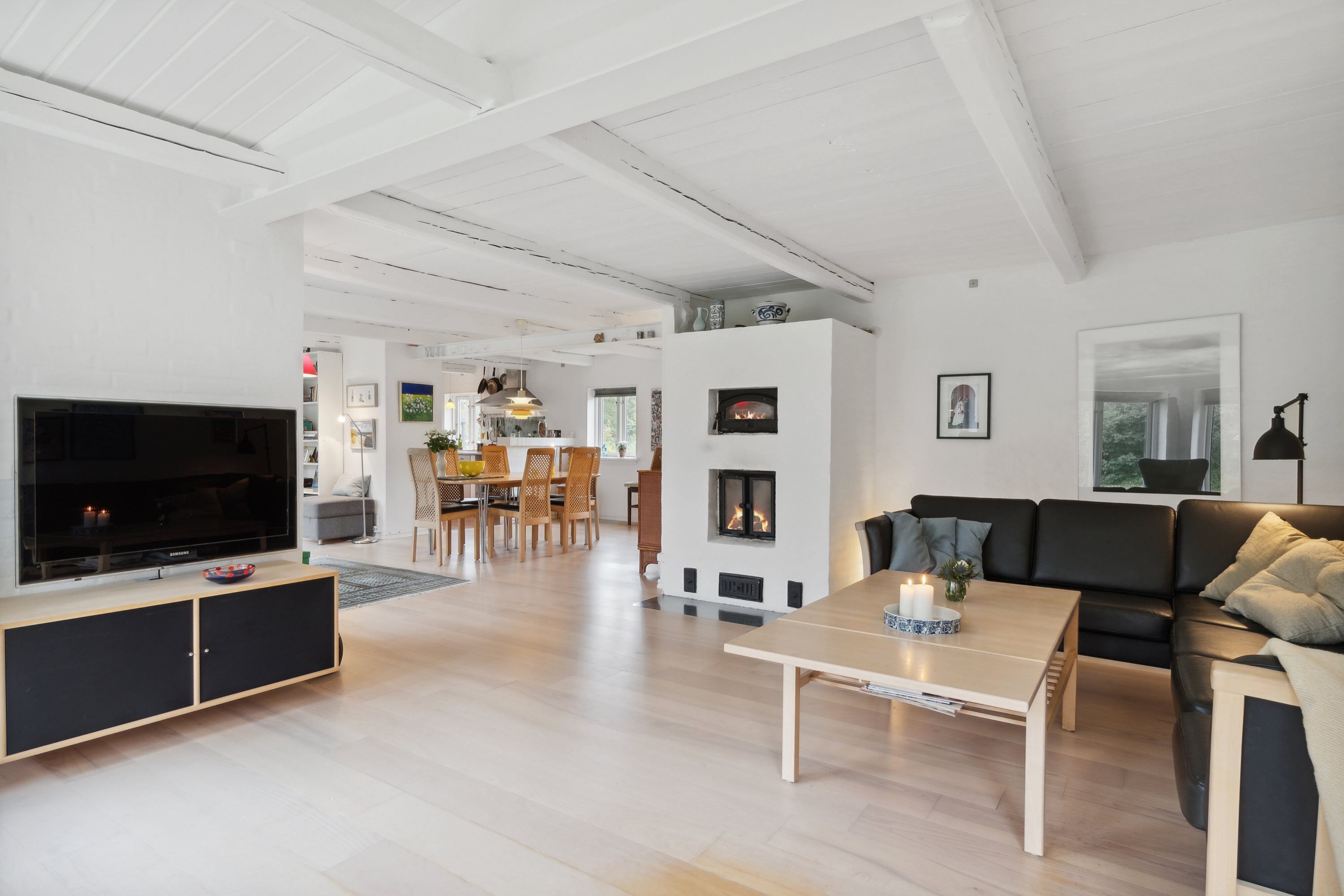 Fremhævet stue billede i fuldskærmstilstand. Billede af Bindslevvej 41, Tversted, 9881 Bindslev