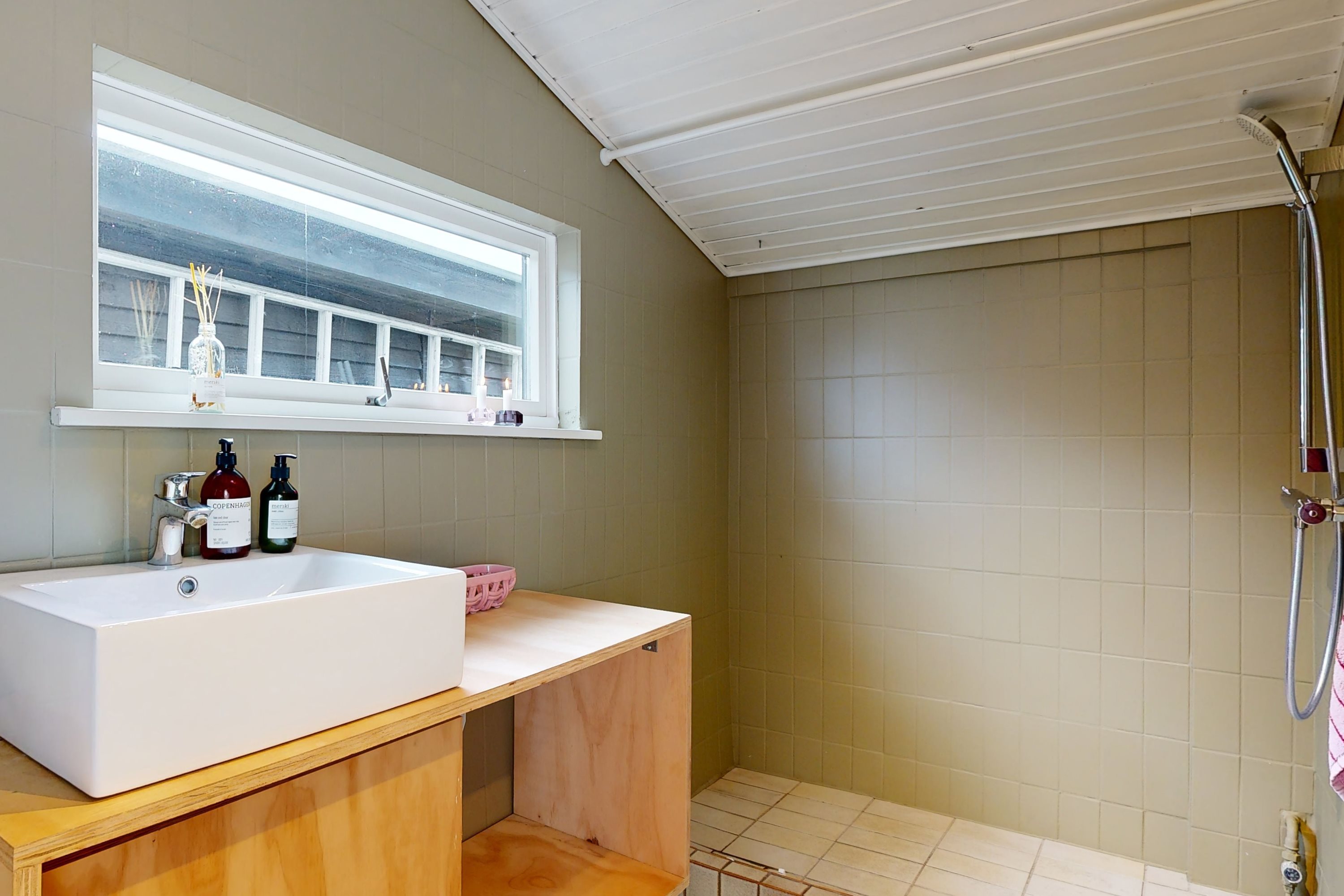 Fremhævet badeværelse billede i fuldskærmstilstand. Billede af Grønlandsvej 11, 8800 Viborg