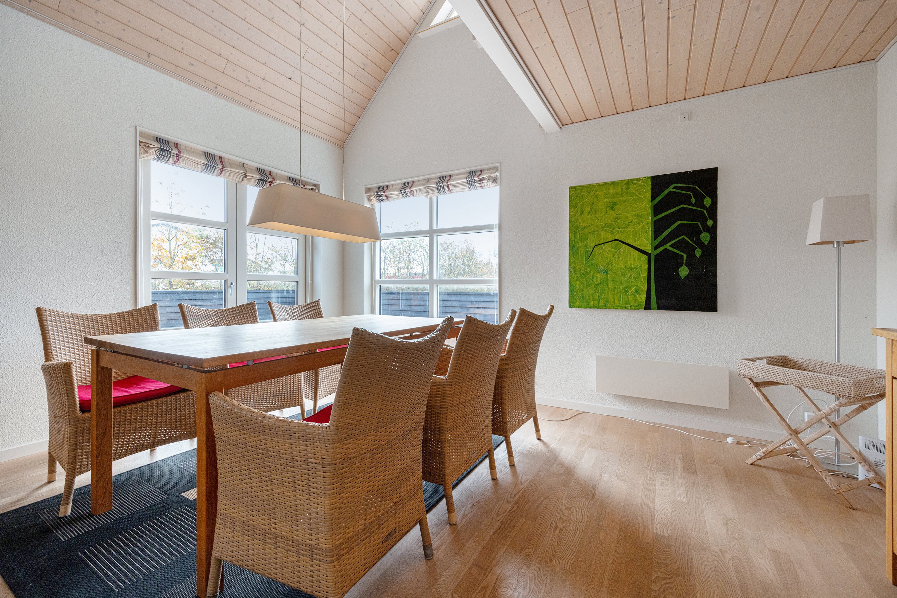 Fremhævet stue billede i fuldskærmstilstand. Billede af Golfvænget 3, Gatten, 9640 Farsø