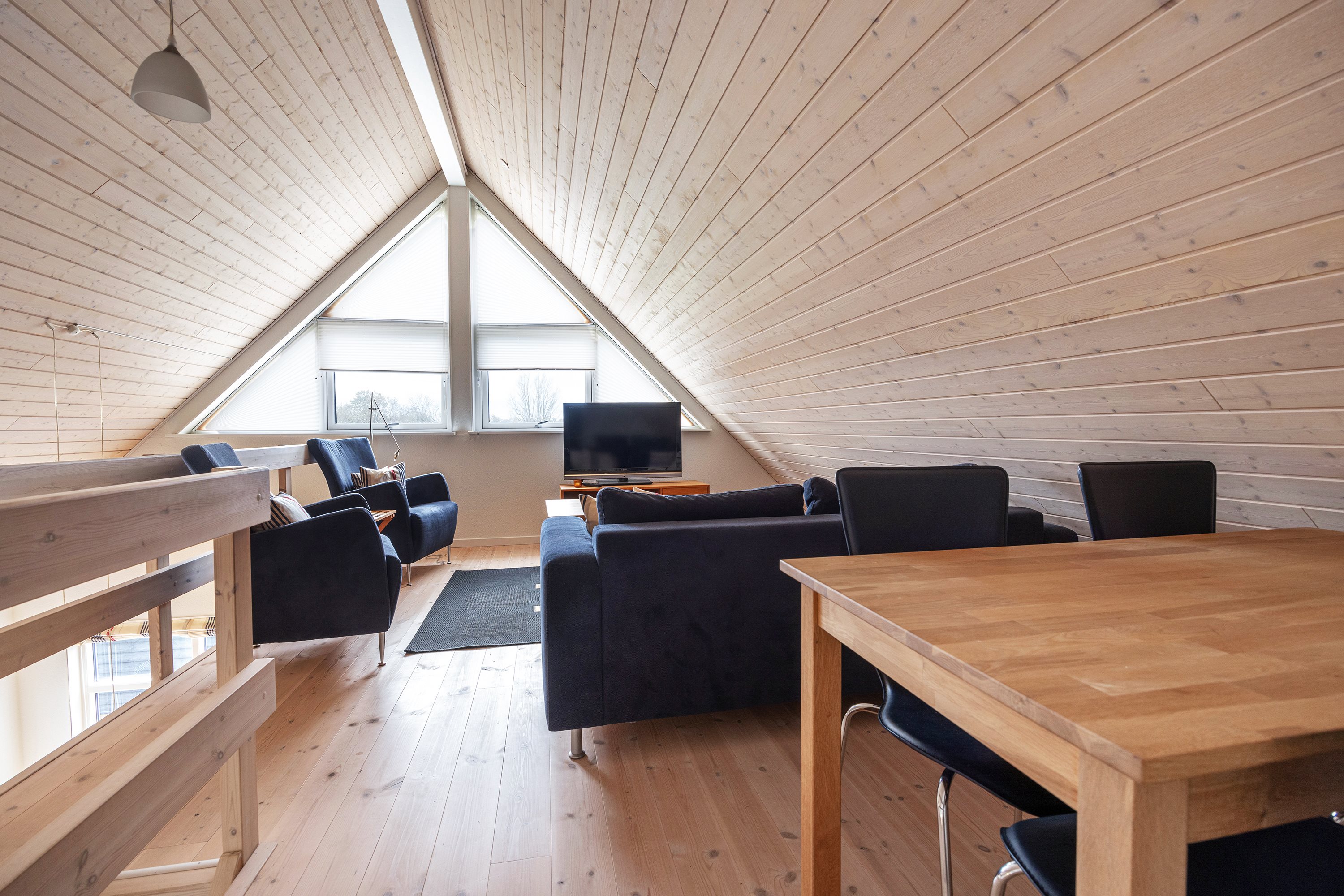 Fremhævet stue billede i fuldskærmstilstand. Billede af Golfvænget 3, Gatten, 9640 Farsø