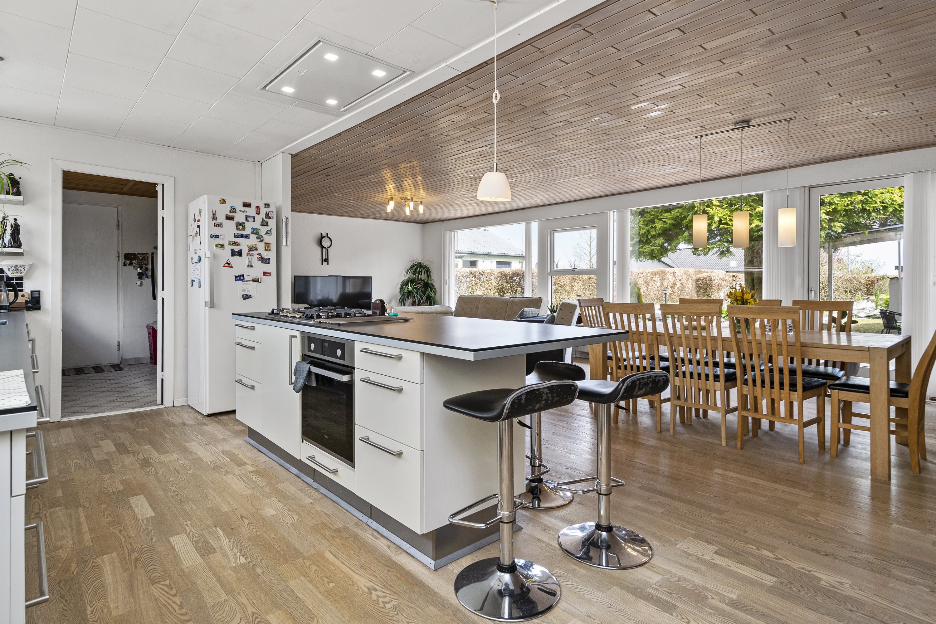 Fremhævet køkken billede i fuldskærmstilstand. Billede af Gammelgårdsvej 24, 7321 Gadbjerg