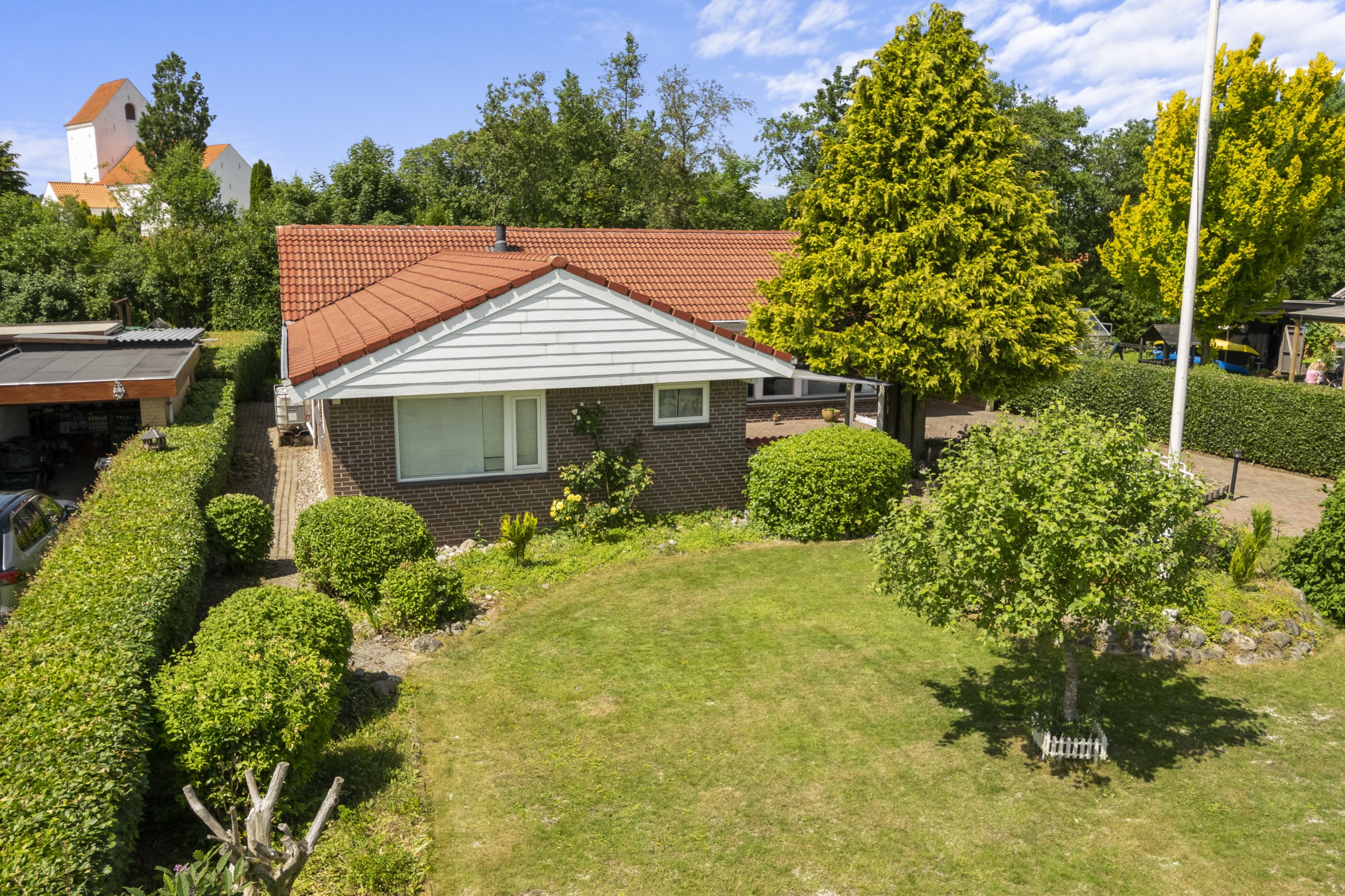 Fremhævet have billede i fuldskærmstilstand. Billede af Gammelgårdsvej 24, 7321 Gadbjerg