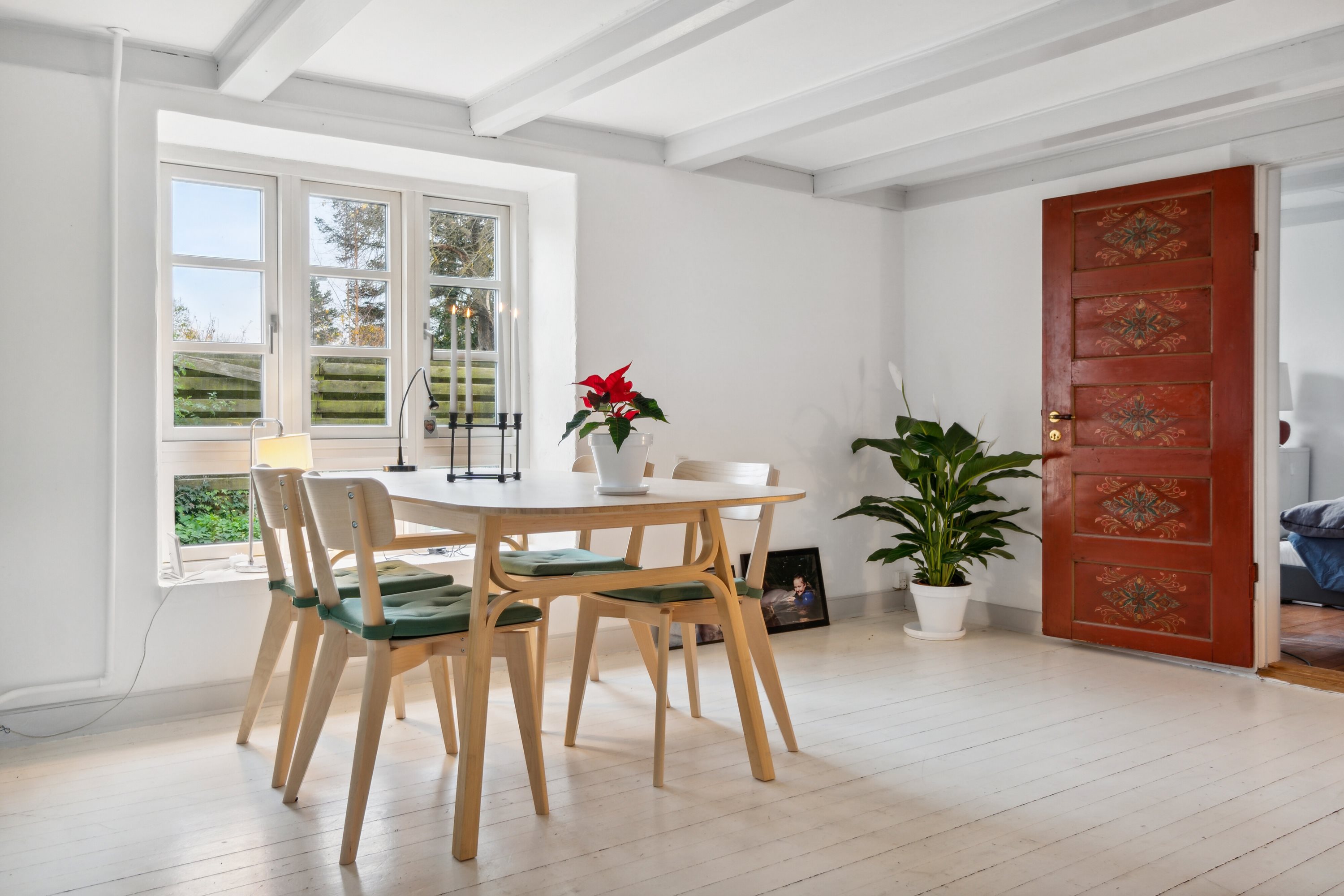 Fremhævet spisestue billede i fuldskærmstilstand. Billede af Herslev Kærvej 4, Herslev, 4000 Roskilde