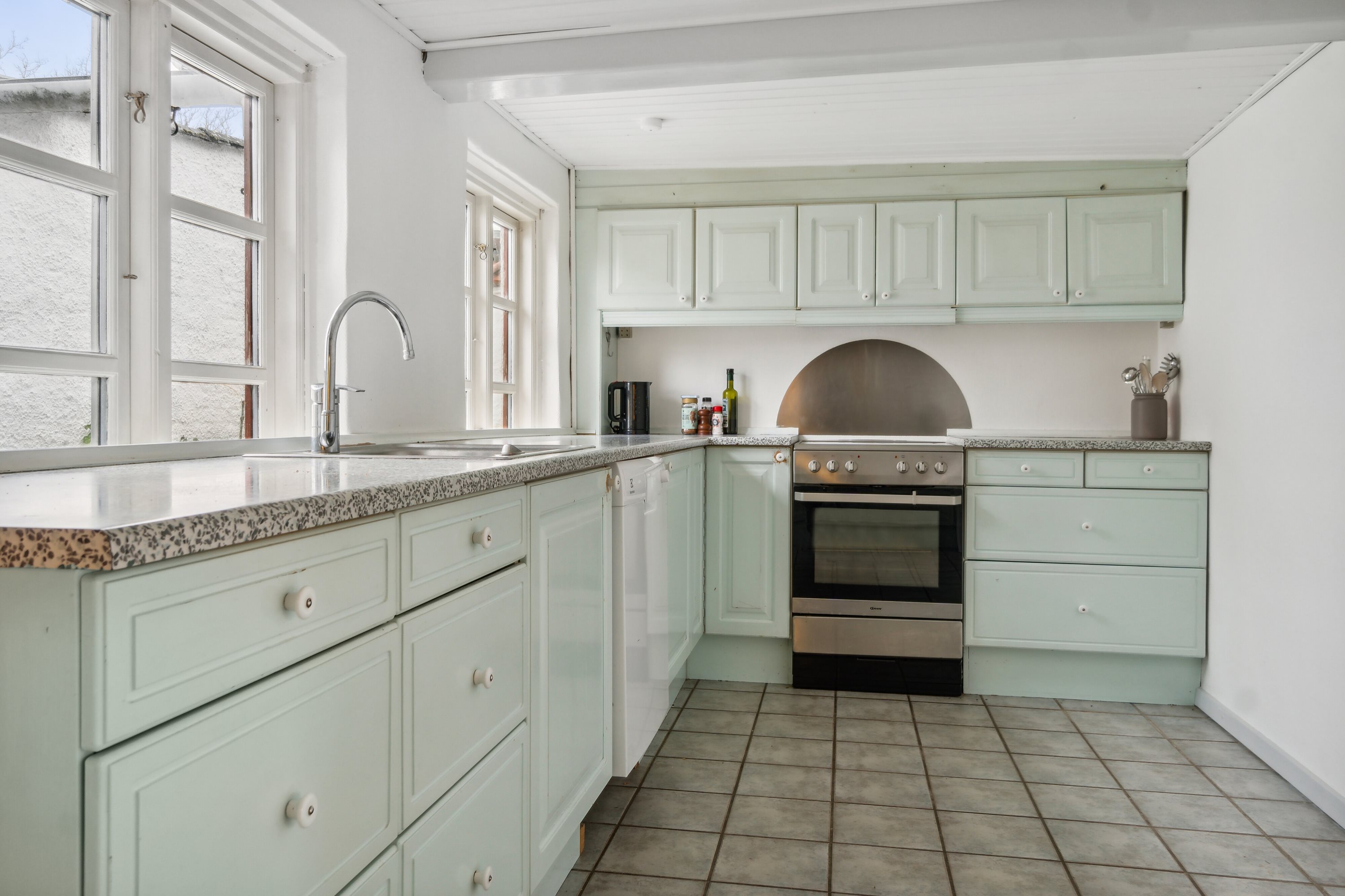 Fremhævet køkken billede i fuldskærmstilstand. Billede af Herslev Kærvej 4, Herslev, 4000 Roskilde