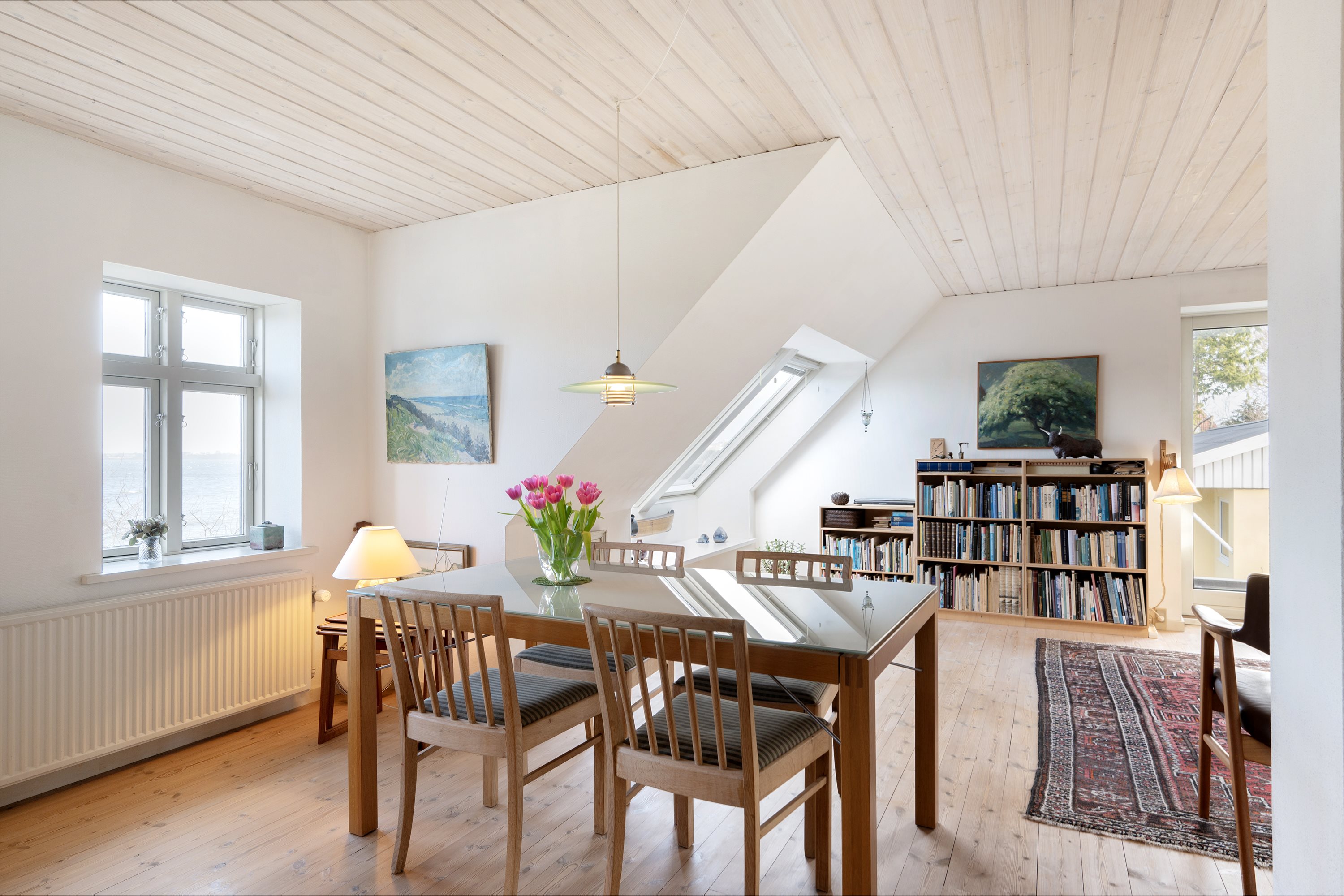 Fremhævet spisestue billede i fuldskærmstilstand. Billede af Holmbjergvej 83, Knebelbro, 8420 Knebel