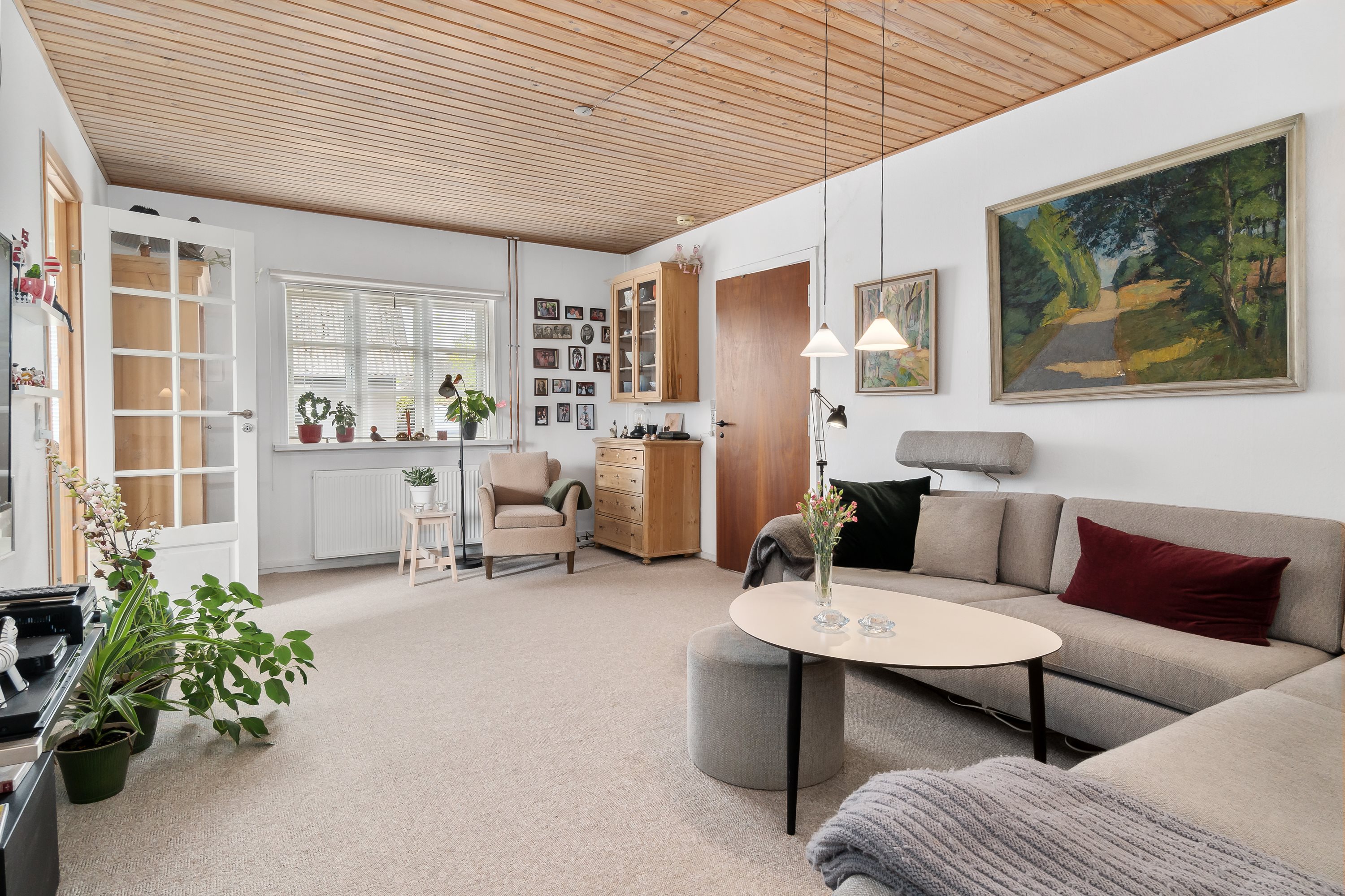 Fremhævet stue billede i fuldskærmstilstand. Billede af Lundbyvej 92, Tåsinge, 5700 Svendborg