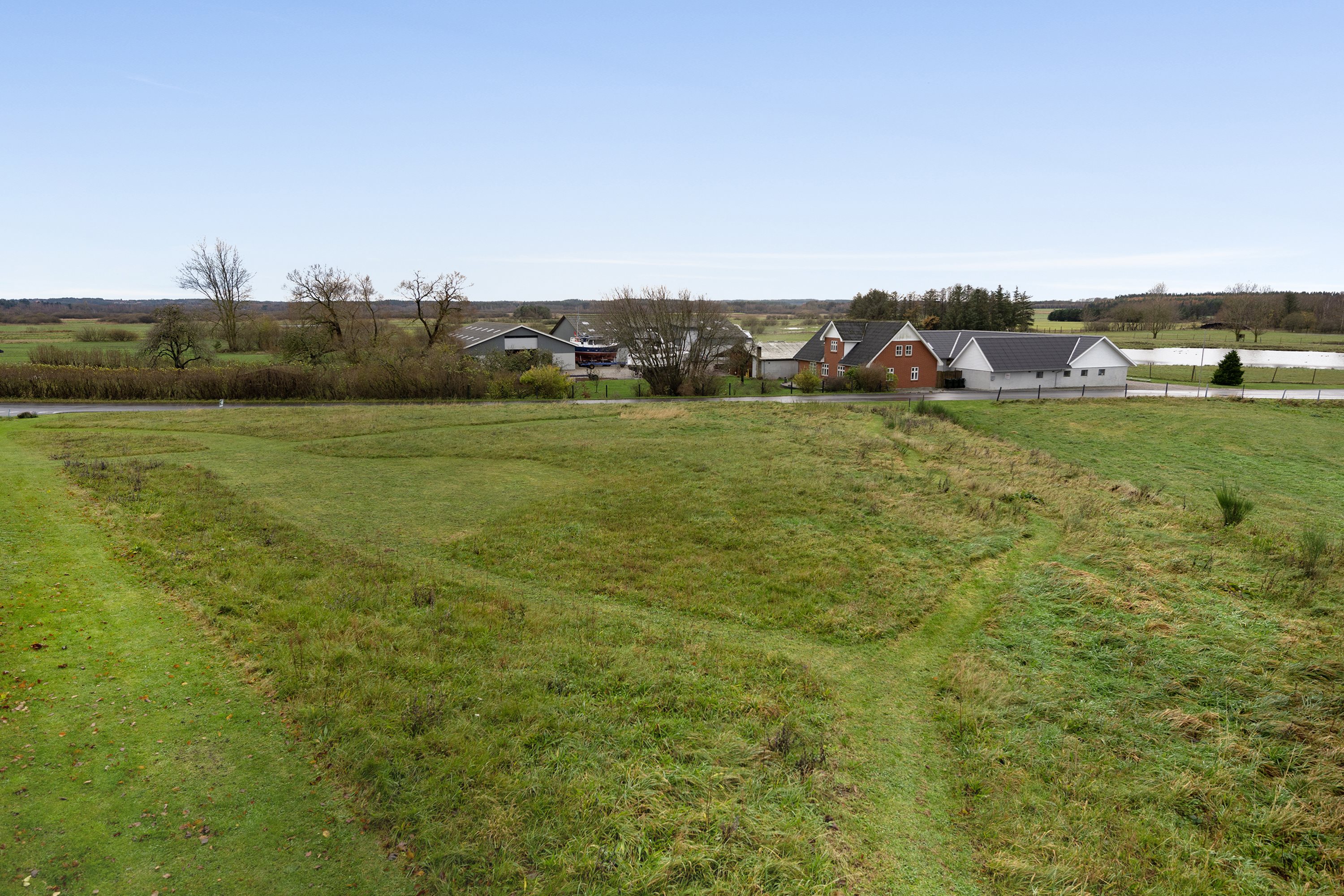 Miniaturebillede 1: ejendommen. Billede af Stendalen 1, Bønnerup Strand, 8585 Glesborg