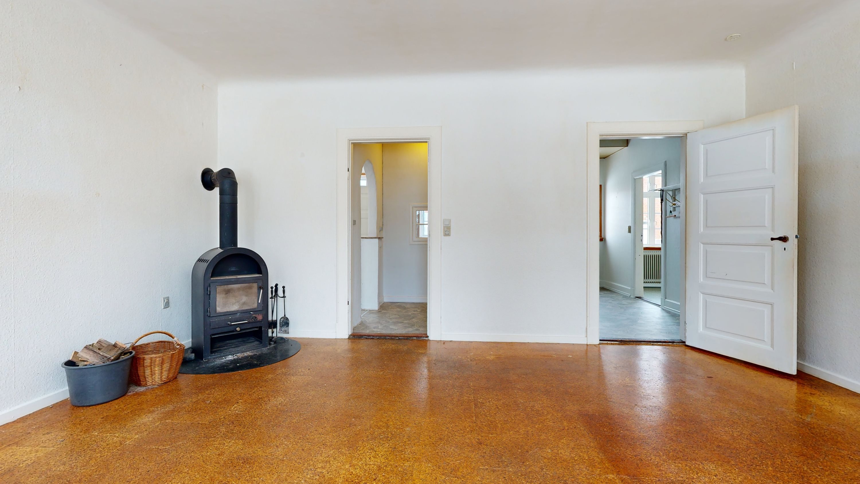 Fremhævet andet billede i fuldskærmstilstand. Billede af Kirkestien 6 + 8, Kvorning, 8830 Tjele