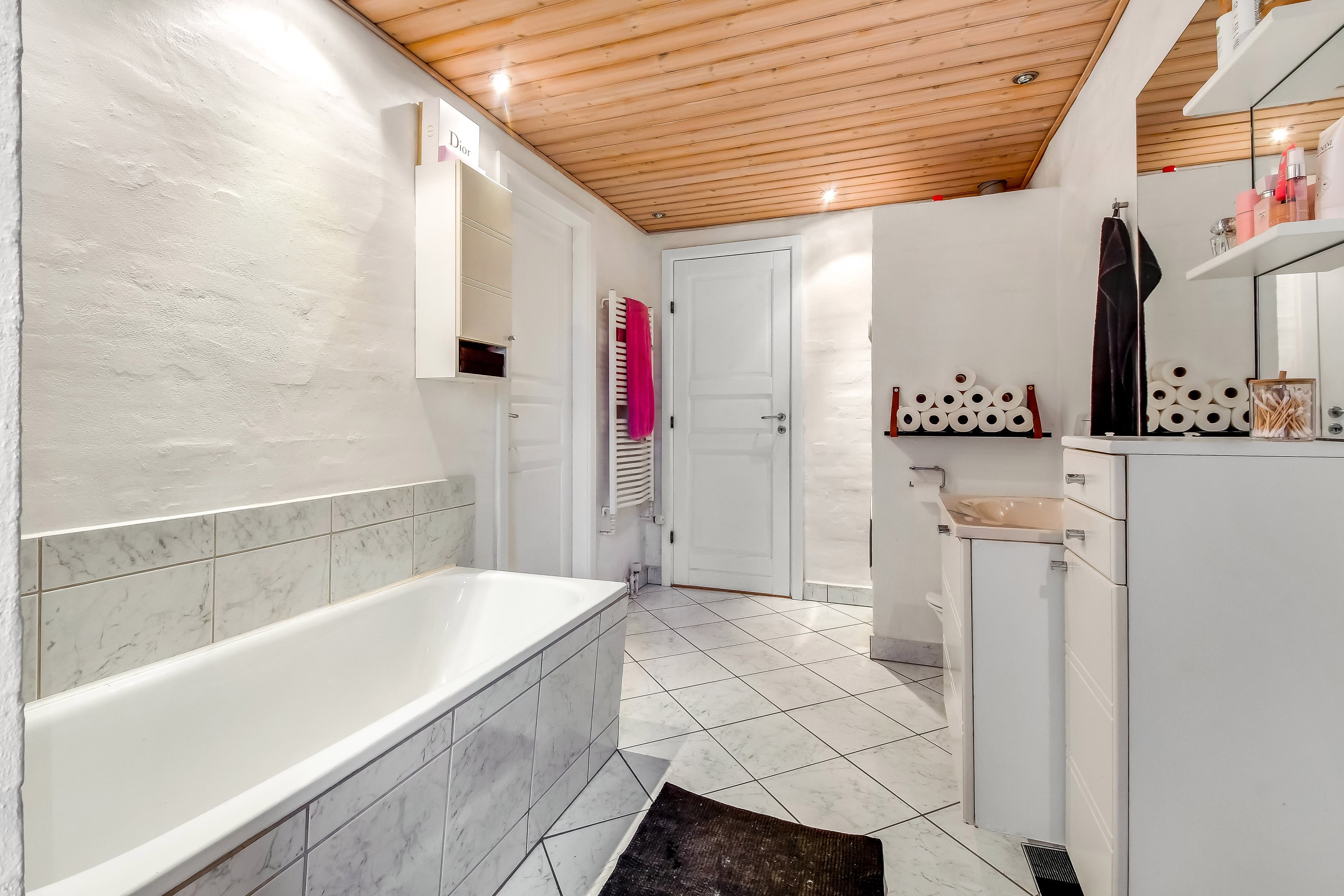 Fremhævet badeværelse billede i fuldskærmstilstand. Billede af Nordre Strandvej 29, 6731 Tjæreborg