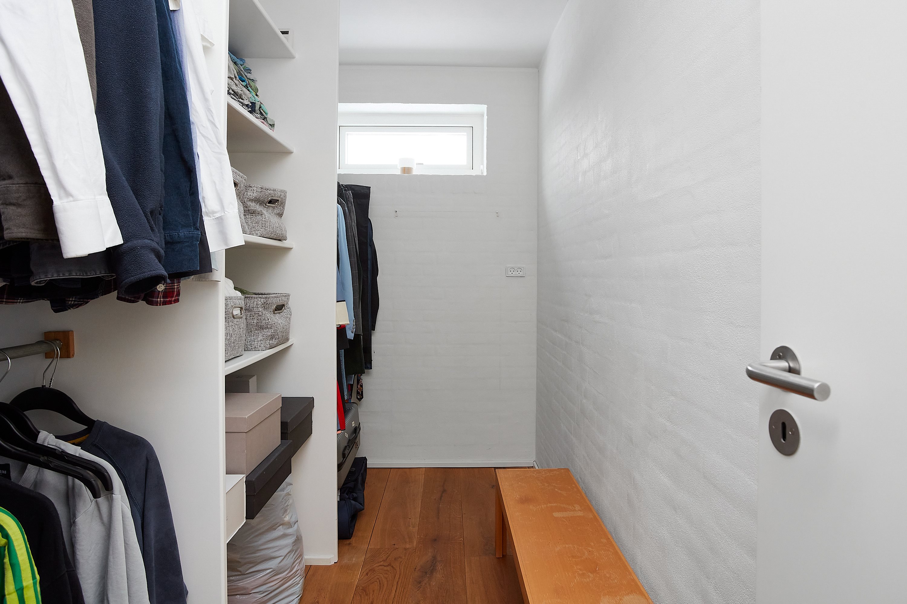 Fremhævet walkin closet billede i fuldskærmstilstand. Billede af Billeshave 8, Bygholm, 8700 Horsens