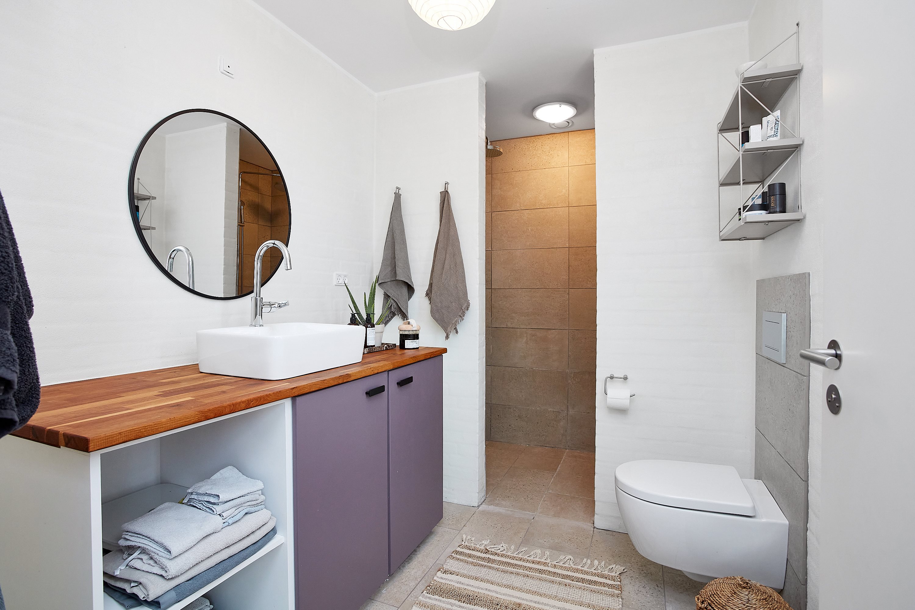 Fremhævet badeværelse billede i fuldskærmstilstand. Billede af Billeshave 8, Bygholm, 8700 Horsens