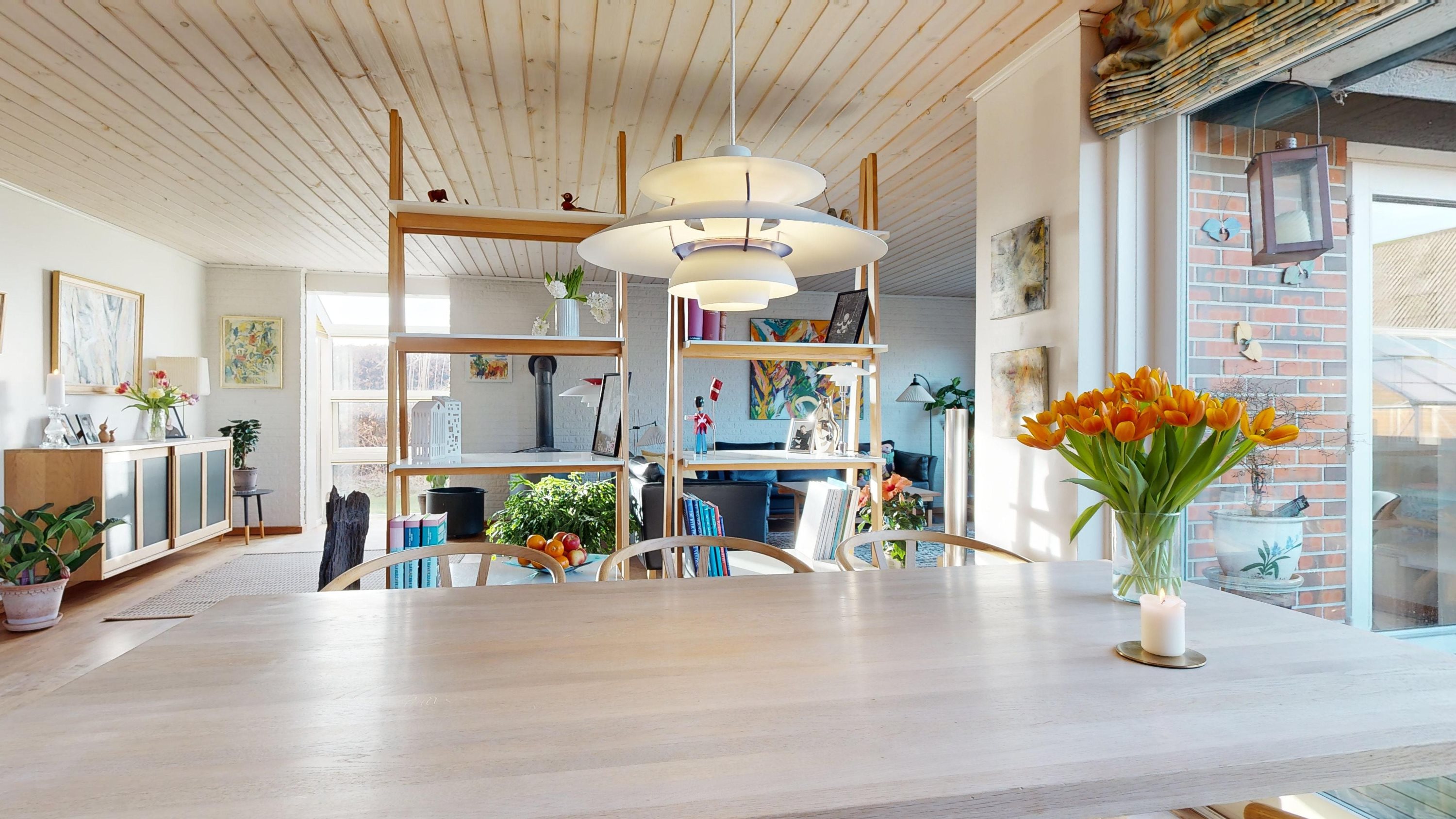 Fremhævet stue billede i fuldskærmstilstand. Billede af Vestervænget 3, 8832 Skals