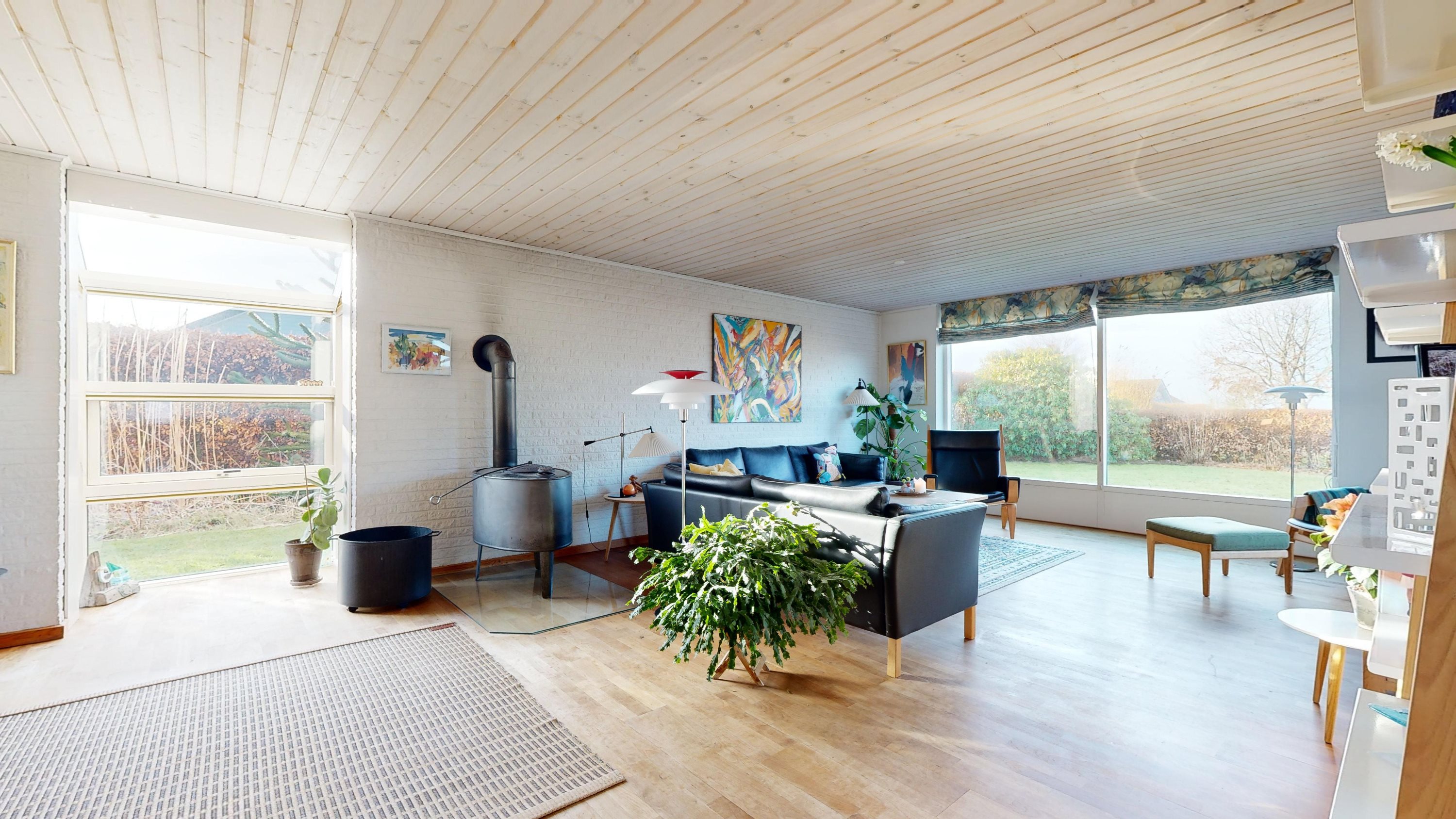 Fremhævet stue billede i fuldskærmstilstand. Billede af Vestervænget 3, 8832 Skals