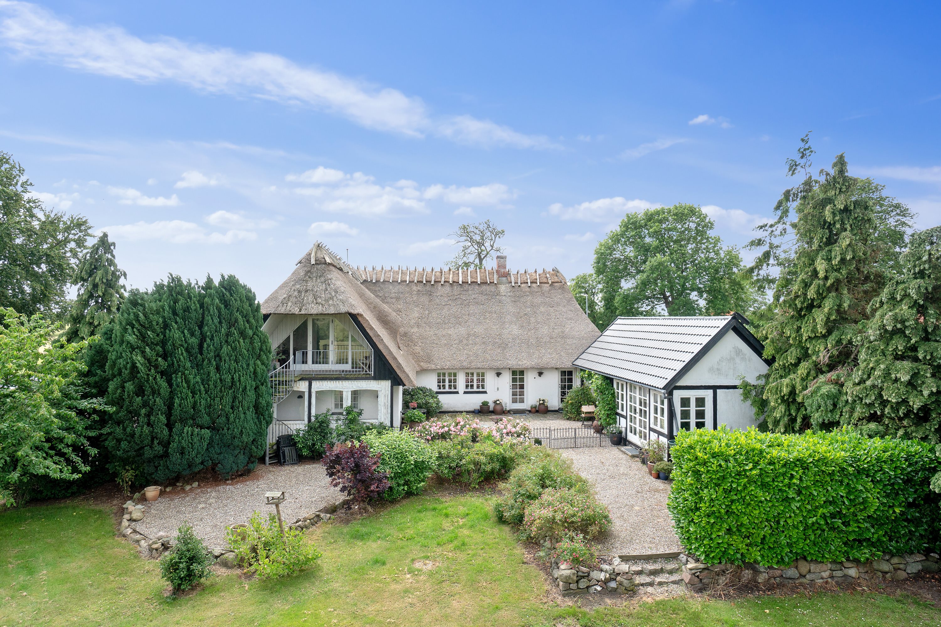 Fremhævet set fra haven billede i fuldskærmstilstand. Billede af Sinebjergvej 9, Bjerne, 5600 Faaborg