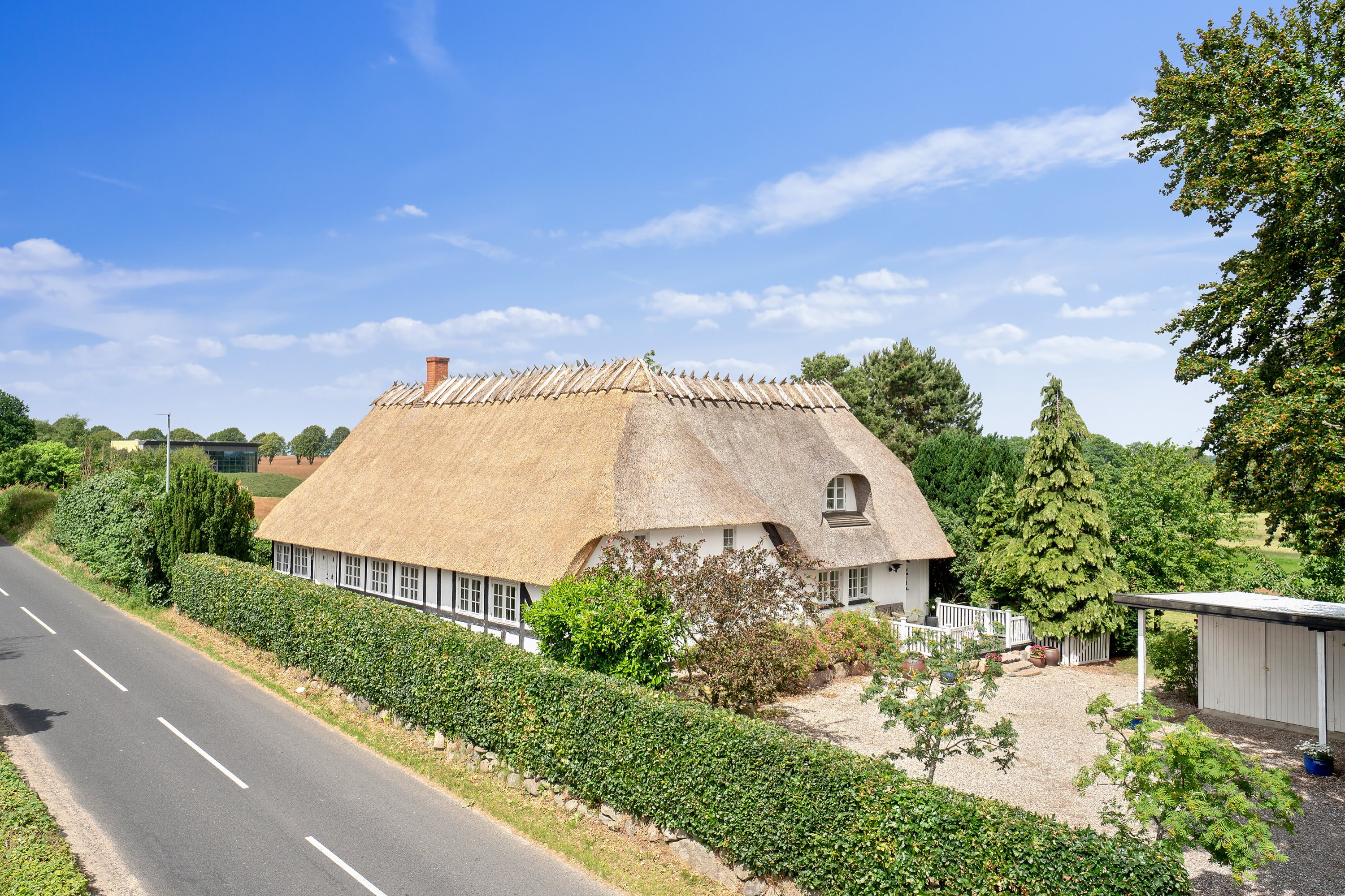 Fremhævet set fra vejen billede i fuldskærmstilstand. Billede af Sinebjergvej 9, Bjerne, 5600 Faaborg