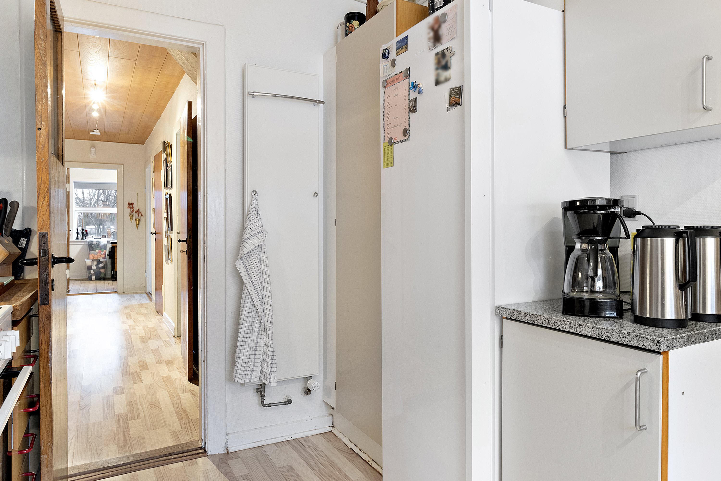 Fremhævet køkken billede i fuldskærmstilstand. Billede af Ribevej 65, Hviding, 6760 Ribe