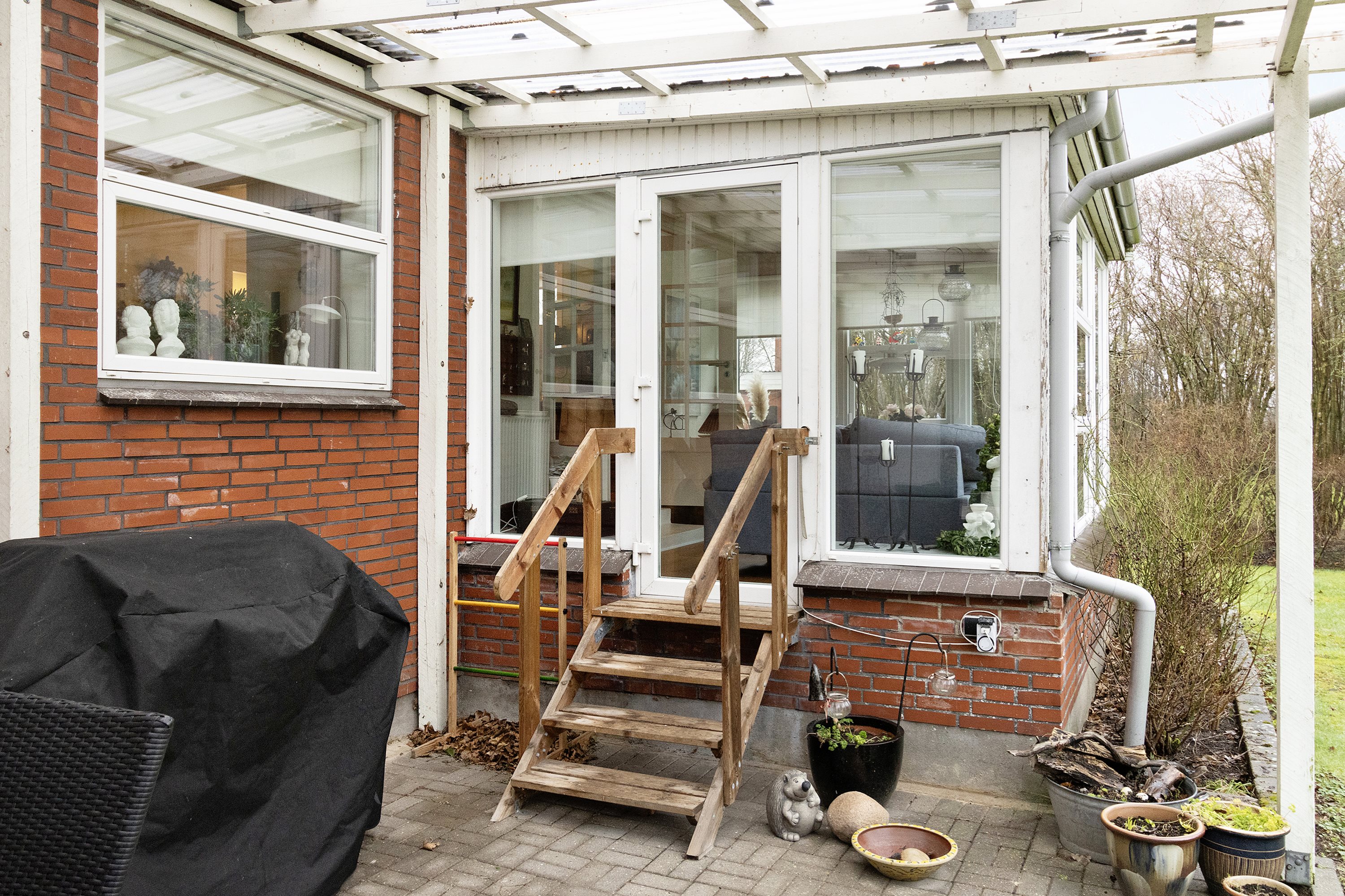 Fremhævet terrasse billede i fuldskærmstilstand. Billede af Ribevej 65, Hviding, 6760 Ribe