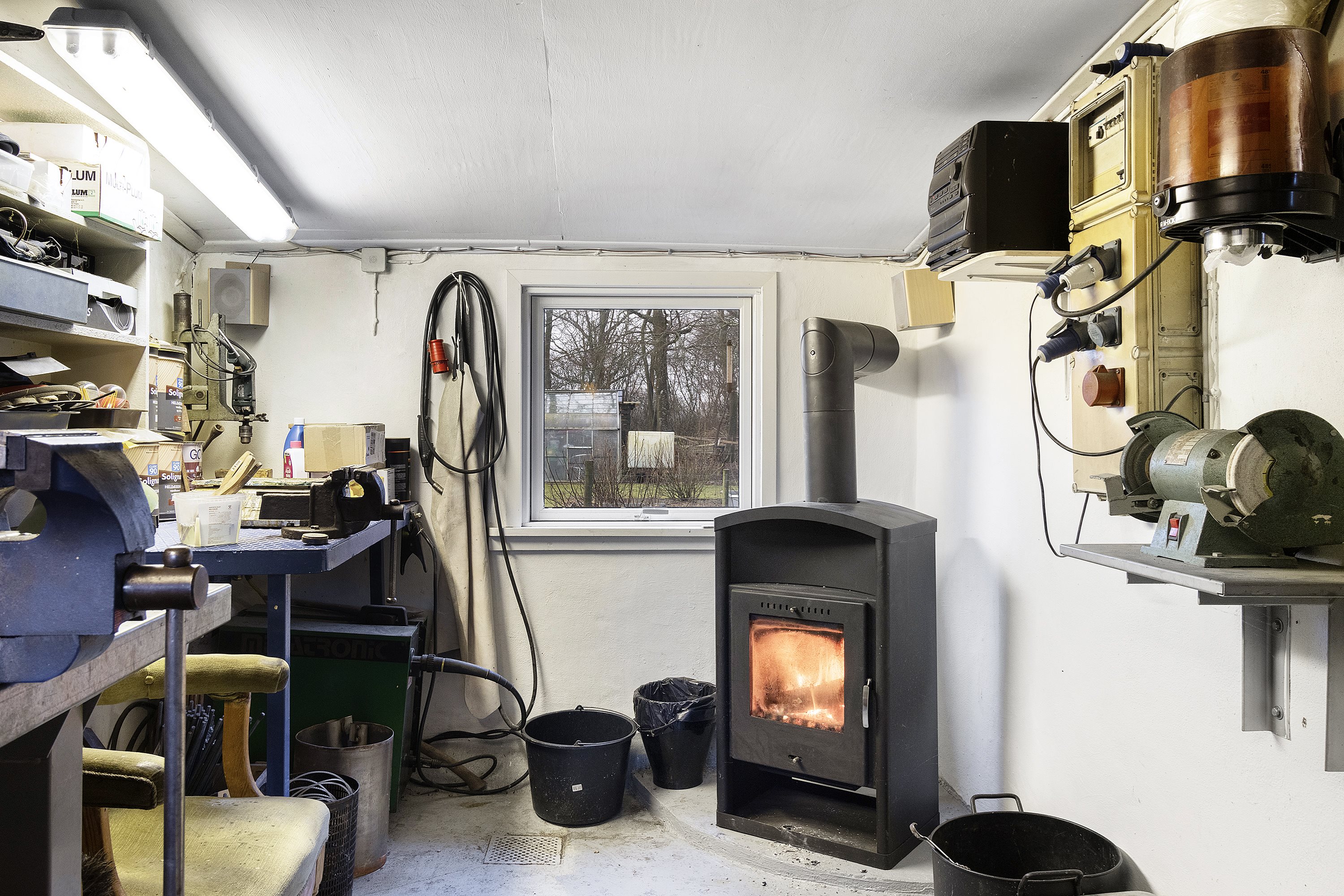 Fremhævet værksted billede i fuldskærmstilstand. Billede af Ribevej 65, Hviding, 6760 Ribe