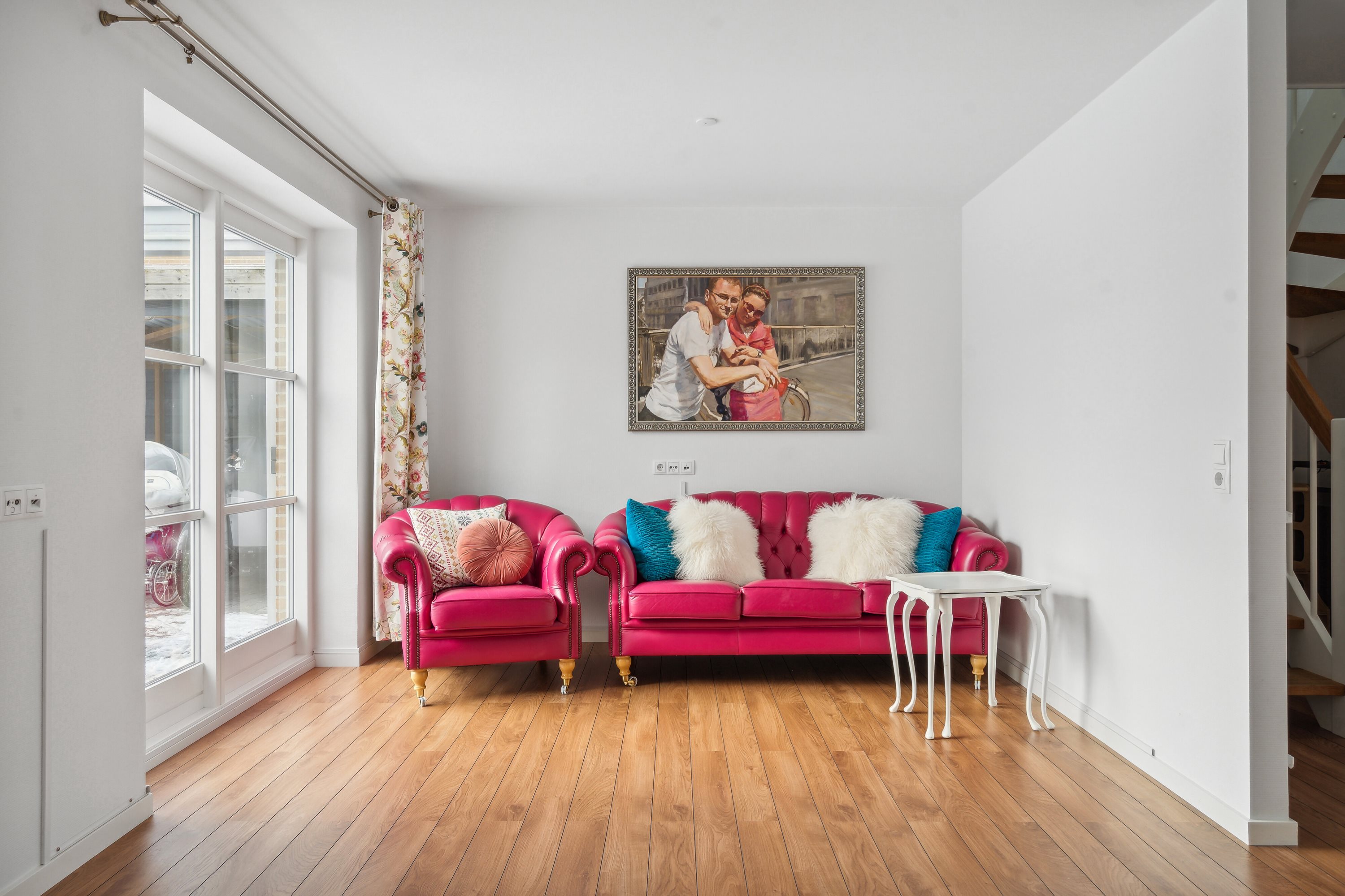 Fremhævet stue billede i fuldskærmstilstand. Billede af Vibevej 1C, 5000 Odense C