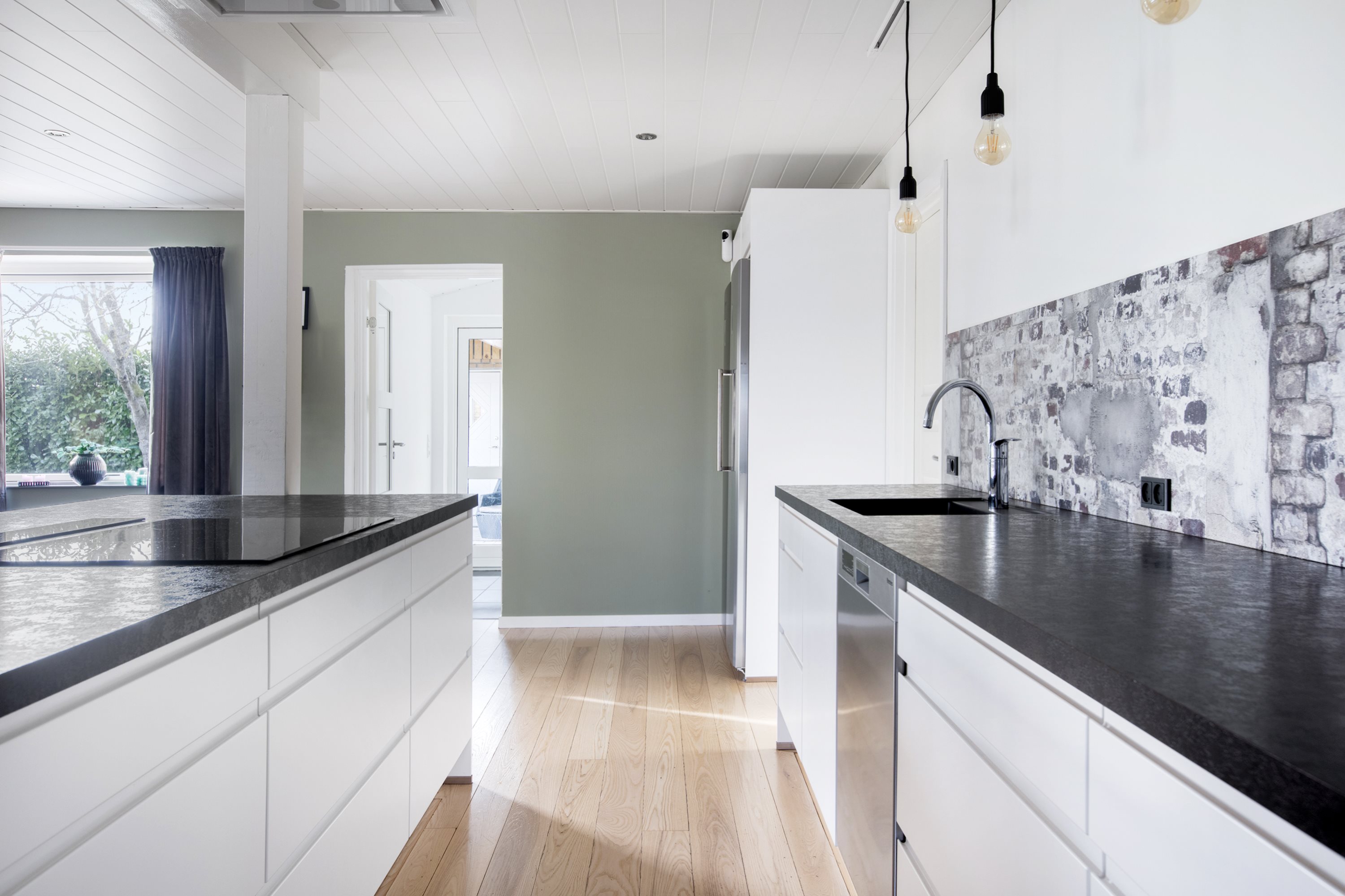 Fremhævet køkken billede i fuldskærmstilstand. Billede af Hyldevangen 4, Sengeløse, 2630 Taastrup