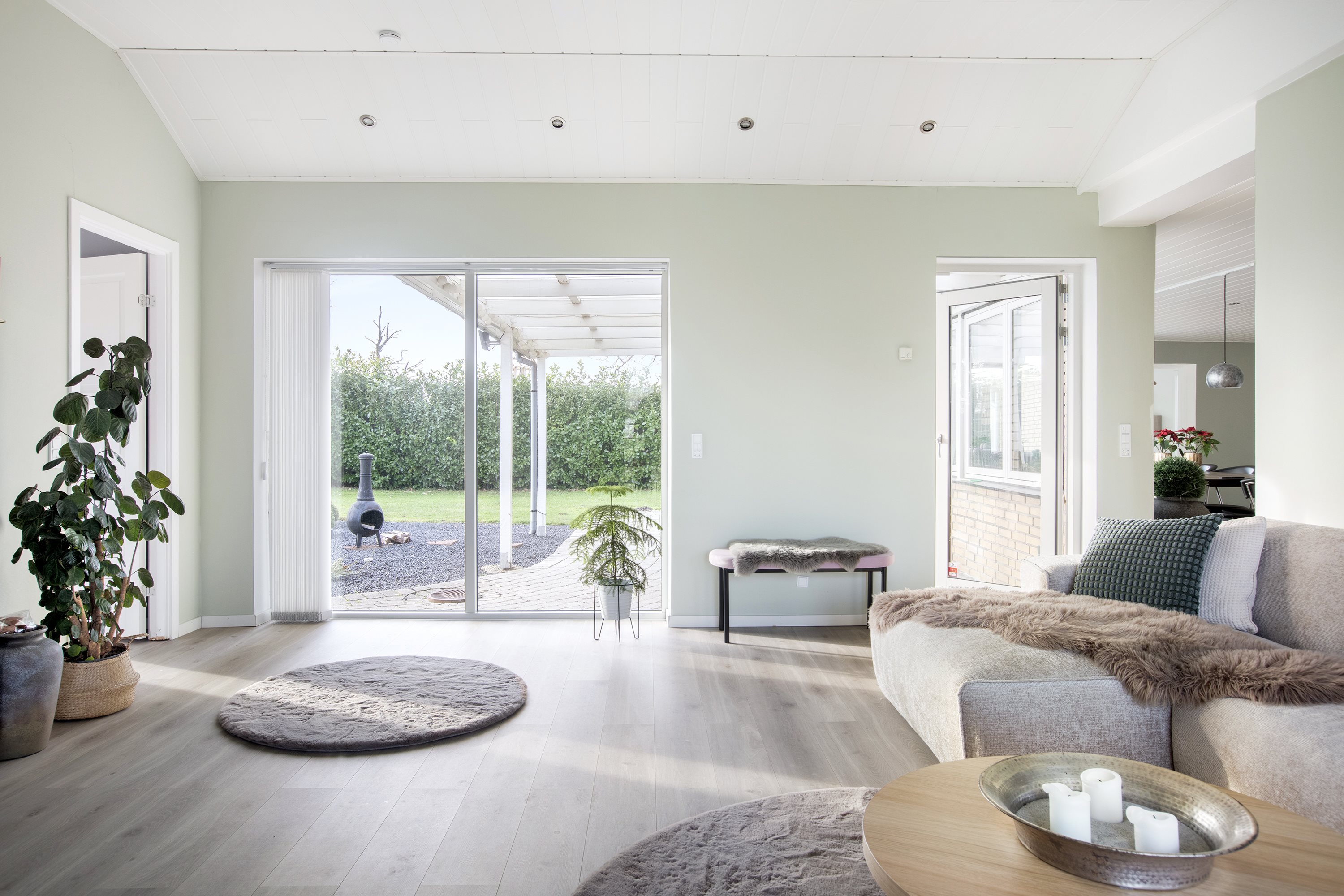 Fremhævet stue billede i fuldskærmstilstand. Billede af Hyldevangen 4, Sengeløse, 2630 Taastrup