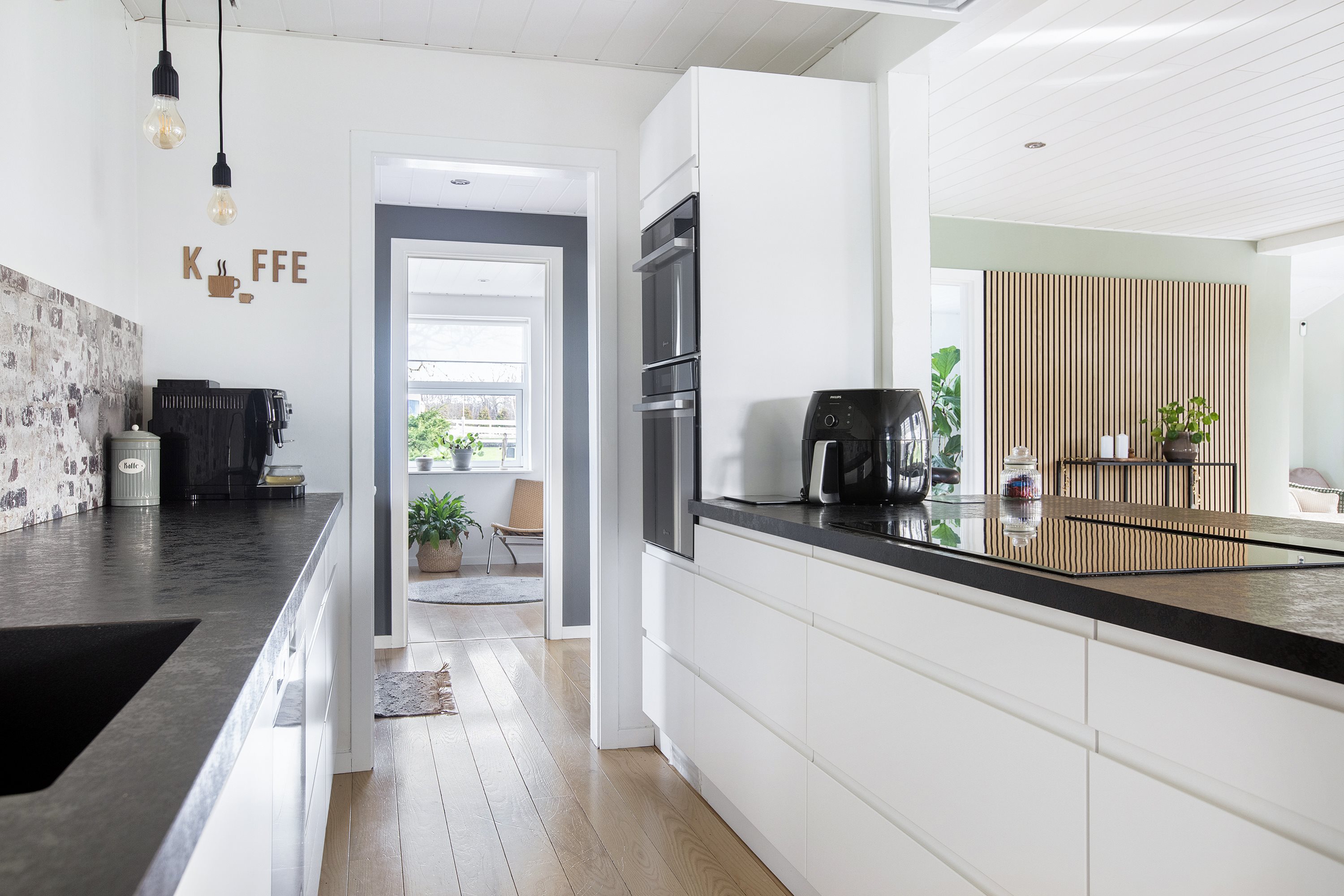 Fremhævet køkken billede i fuldskærmstilstand. Billede af Hyldevangen 4, Sengeløse, 2630 Taastrup