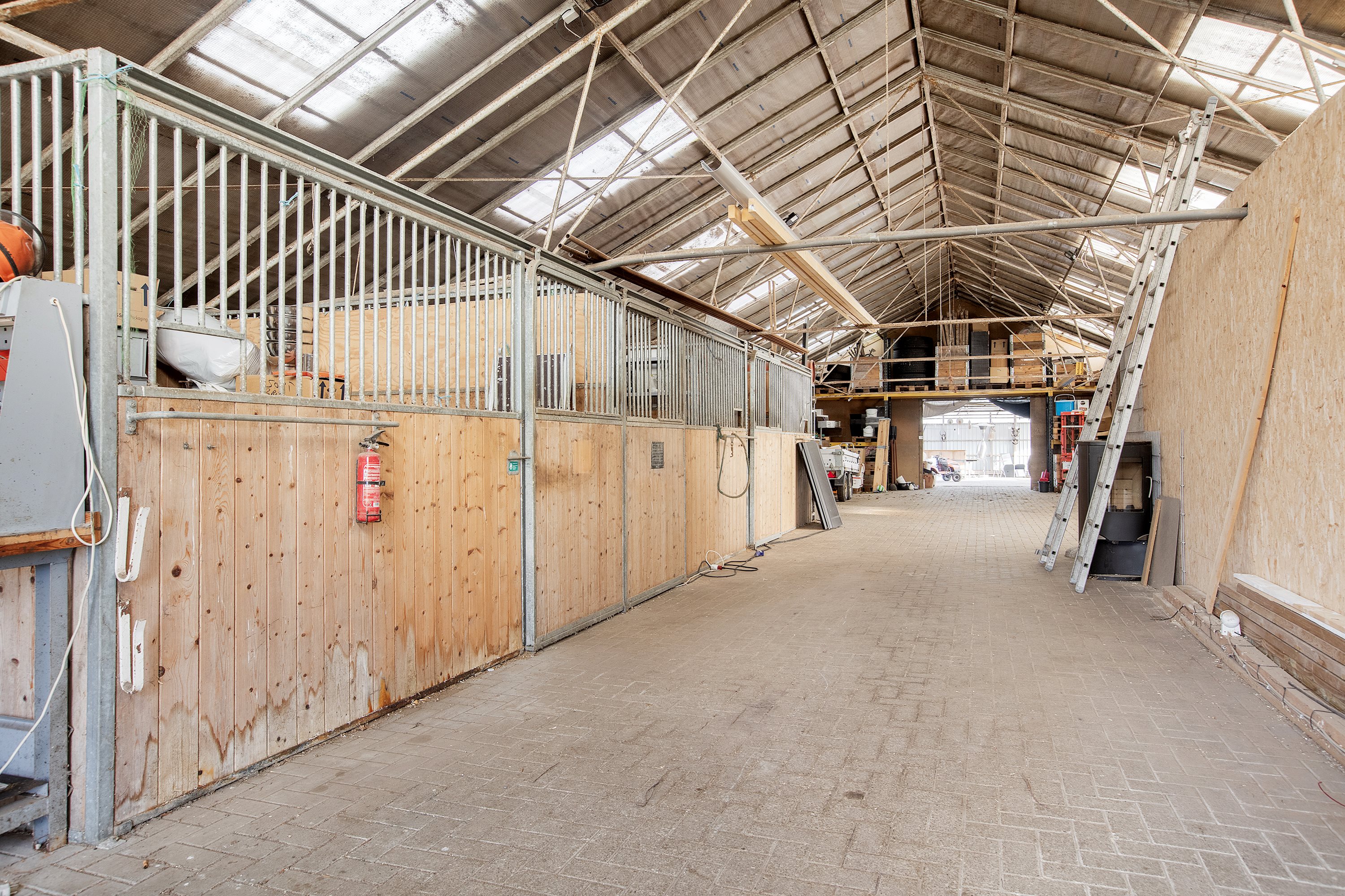 Fremhævet stald billede i fuldskærmstilstand. Billede af Hyldevangen 4, Sengeløse, 2630 Taastrup