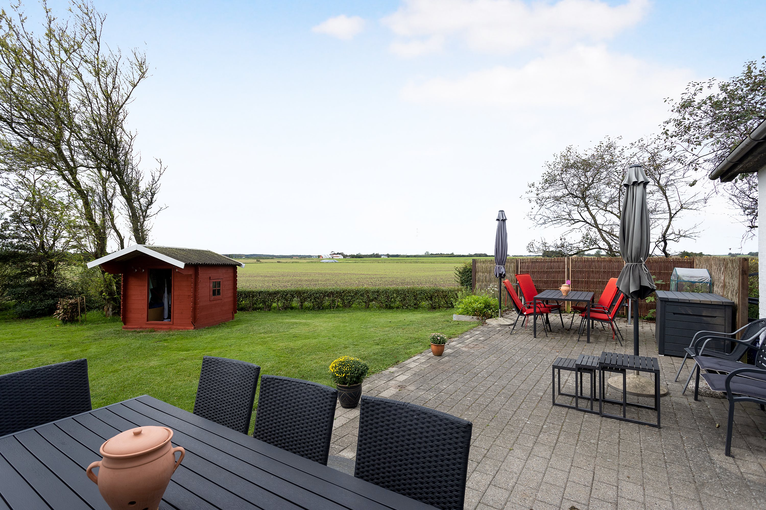 Fremhævet terrasse billede i fuldskærmstilstand. Billede af Holtevej 263, Em, 9760 Vrå