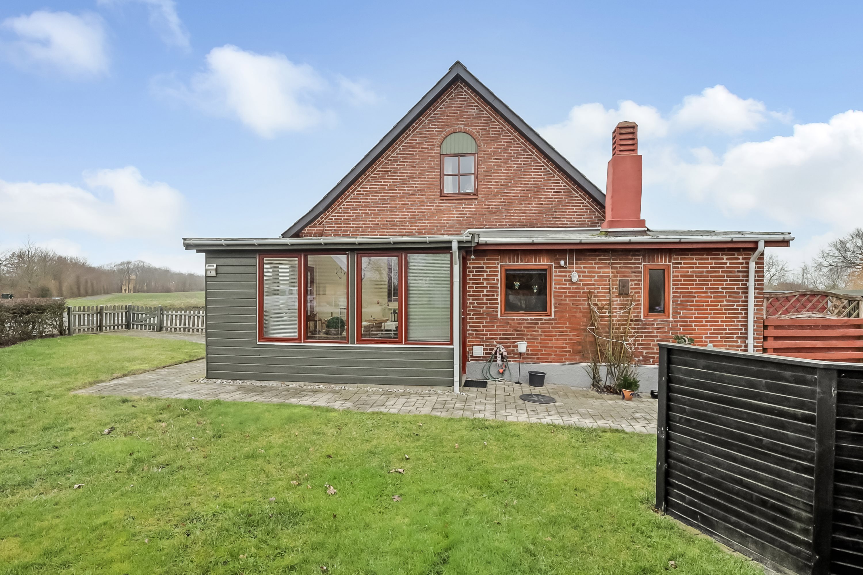 Miniaturebillede 1: ejendommen. Billede af Grønnegaardsvej 1, Sdr Longelse, 5900 Rudkøbing