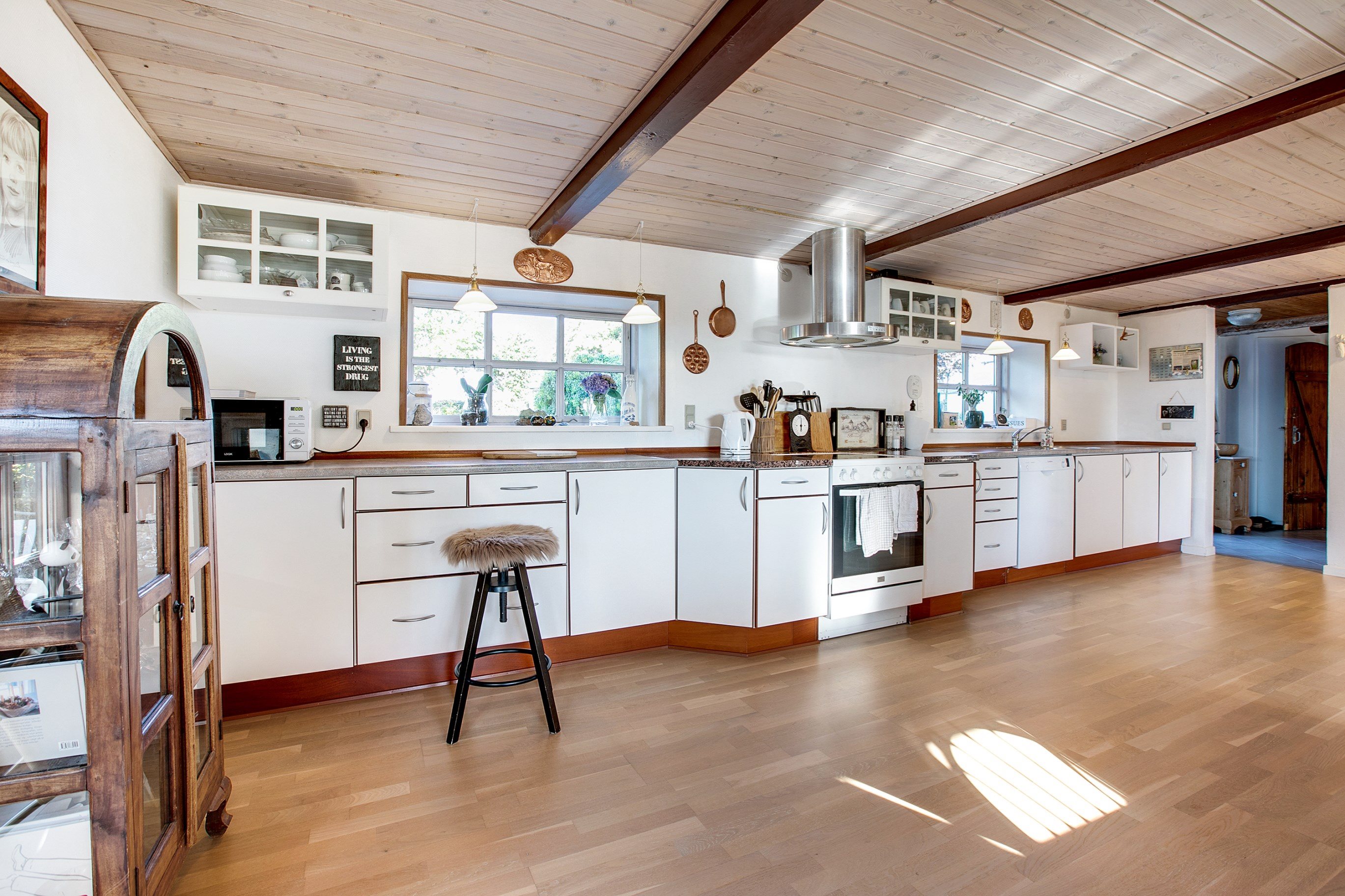 Fremhævet andet billede i fuldskærmstilstand. Billede af Risrækken 1, Skårup, 9610 Nørager