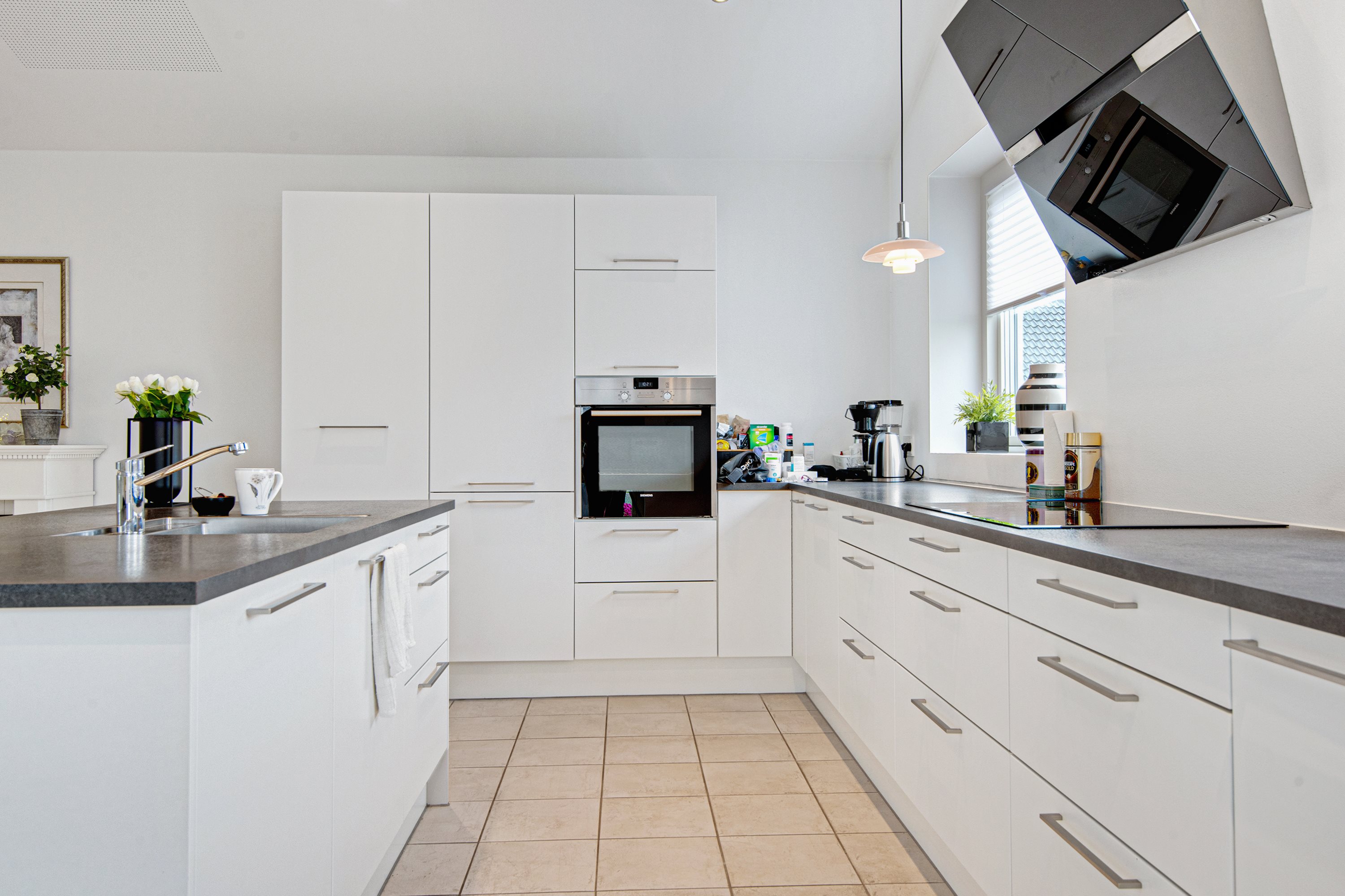 Fremhævet køkken billede i fuldskærmstilstand. Billede af Nørholmsvej 136, 9000 Aalborg