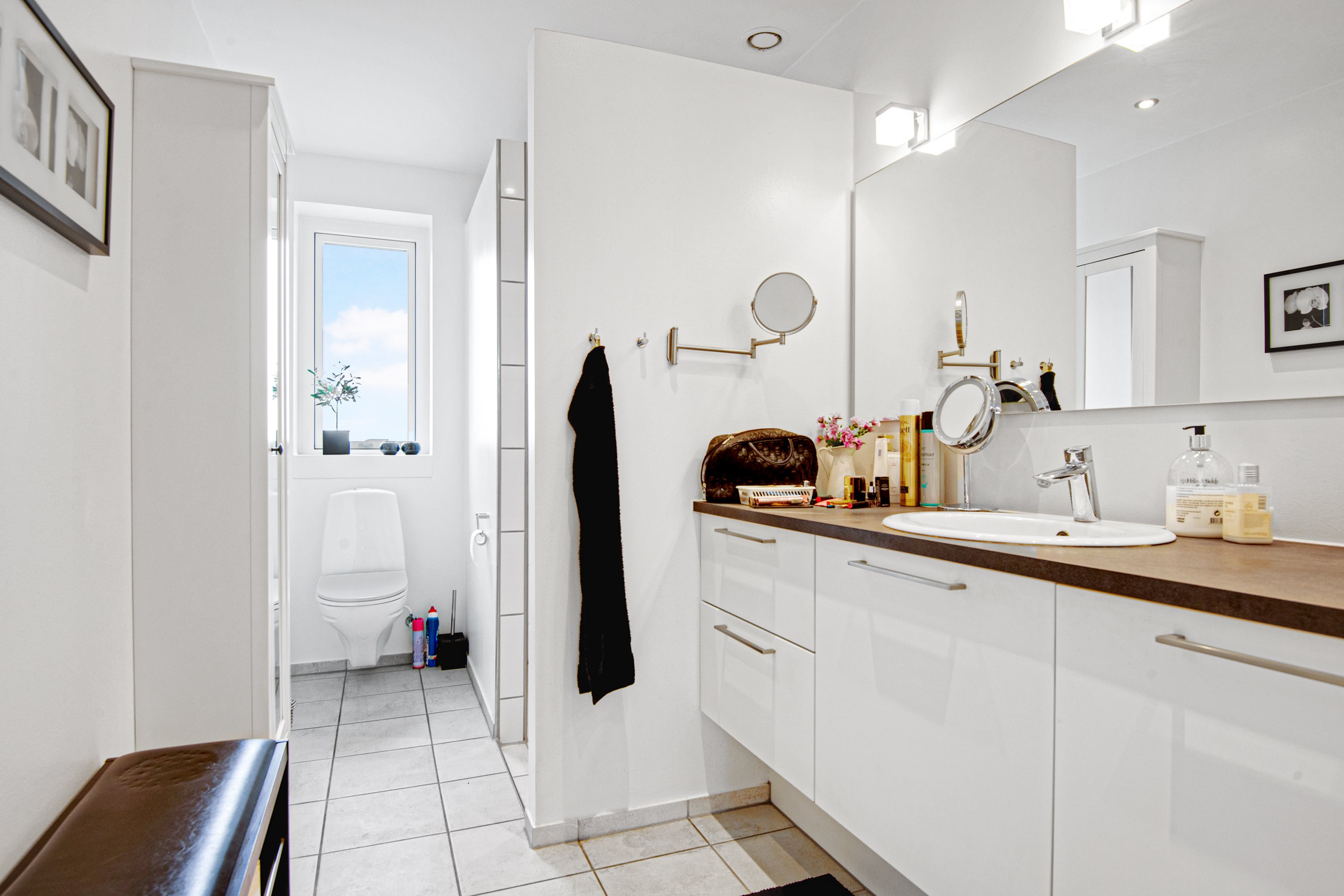 Fremhævet badeværelse billede i fuldskærmstilstand. Billede af Nørholmsvej 136, 9000 Aalborg