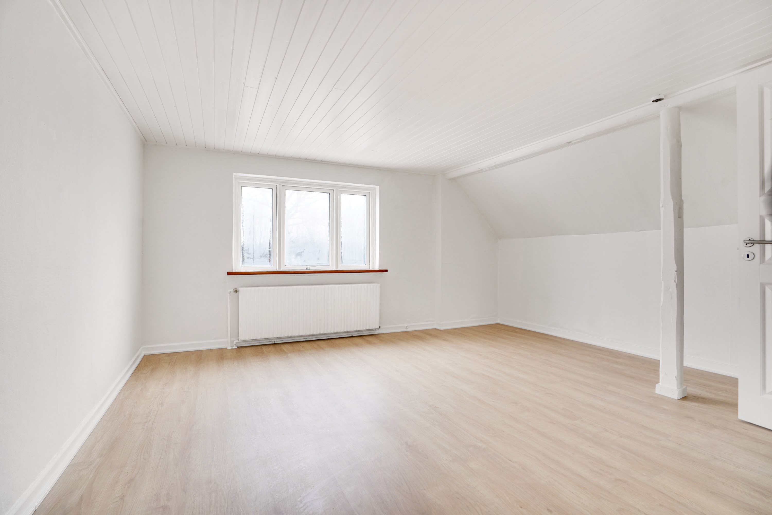 Fremhævet stue billede i fuldskærmstilstand. Billede af Vestbirkvej 49, Vestbirk, 8752 Østbirk