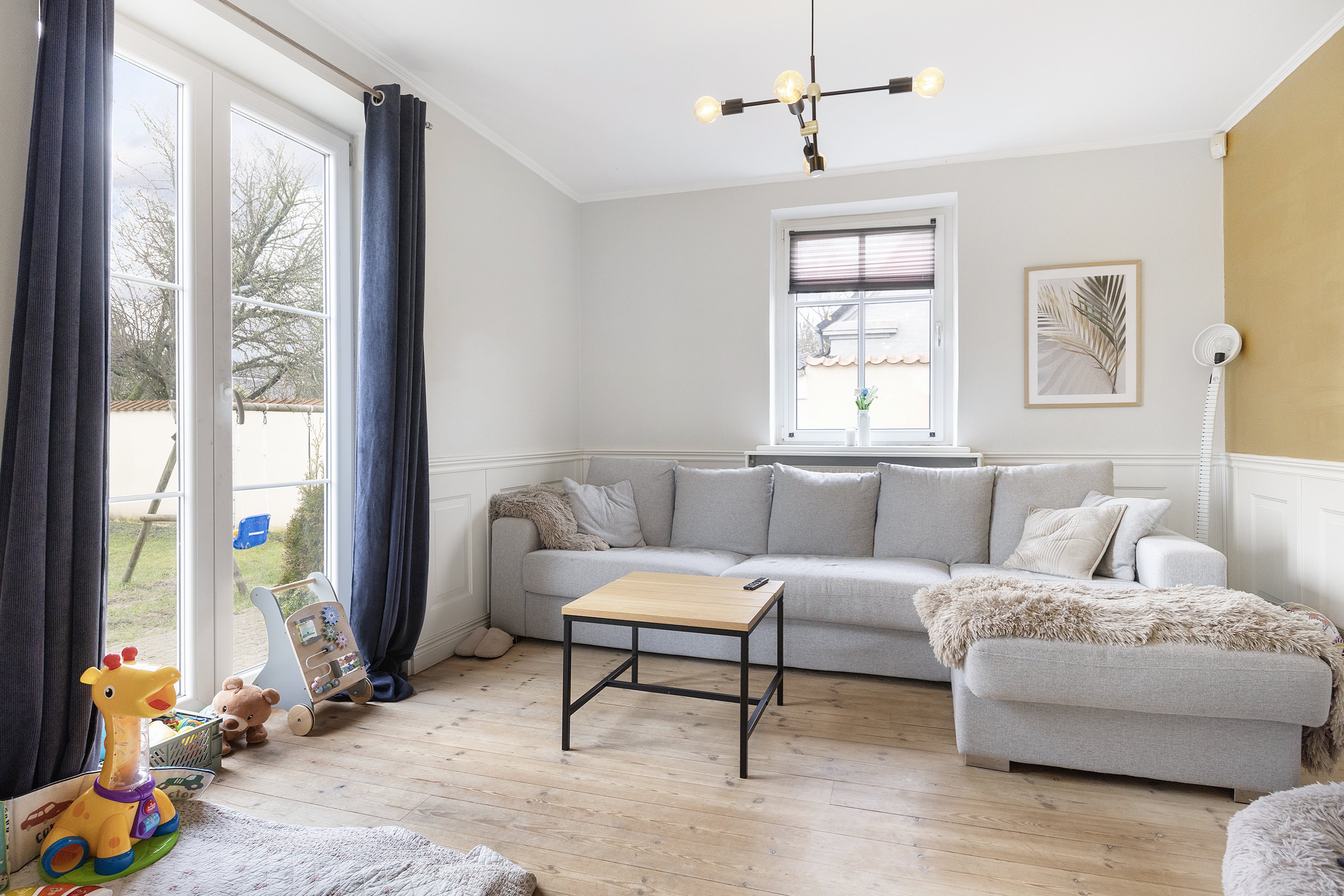 Fremhævet stue billede i fuldskærmstilstand. Billede af Faldborggade 16, 9460 Brovst