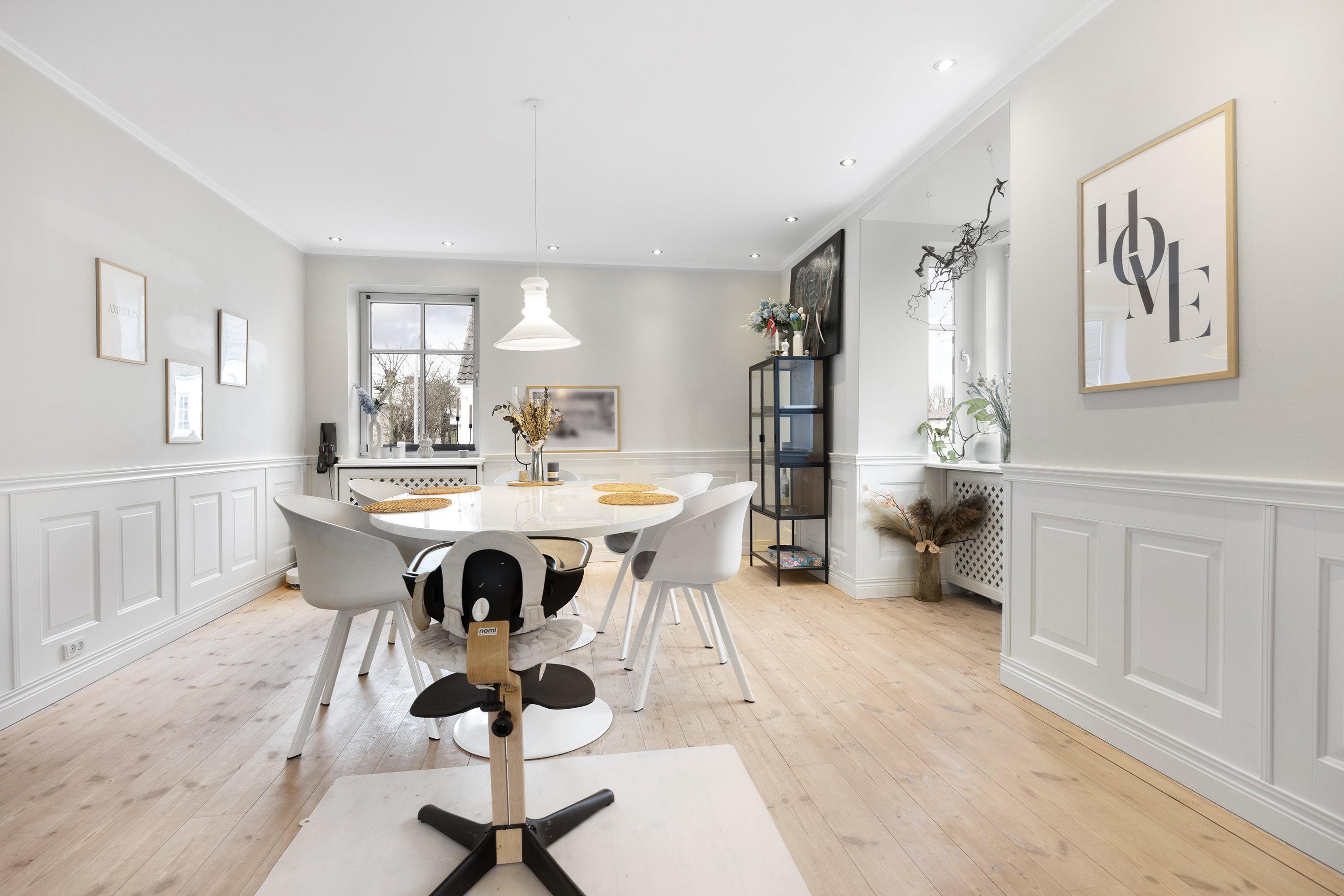 Fremhævet spisestue billede i fuldskærmstilstand. Billede af Faldborggade 16, 9460 Brovst