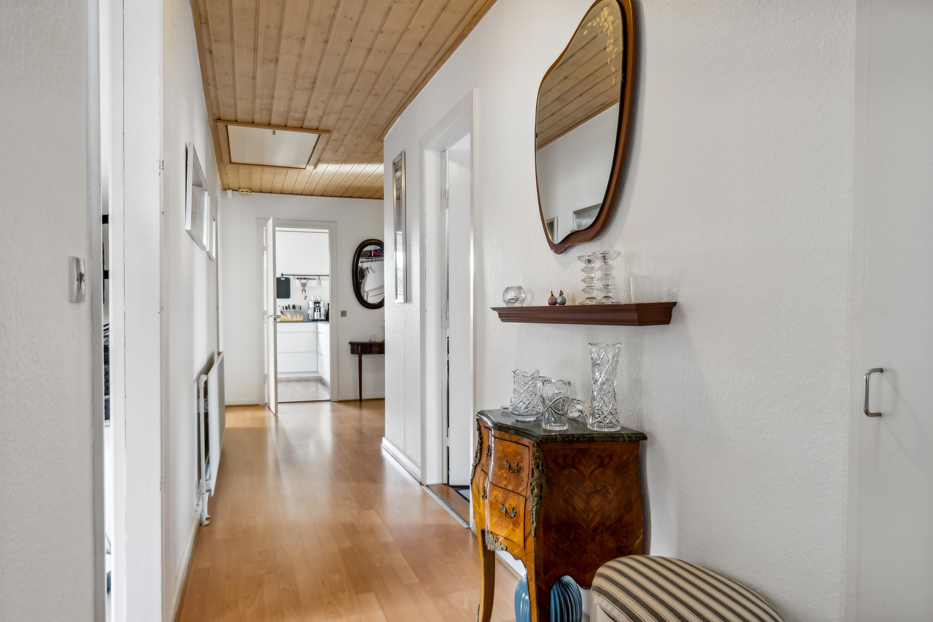 Fremhævet gang billede i fuldskærmstilstand. Billede af Irisvej 22, 9800 Hjørring