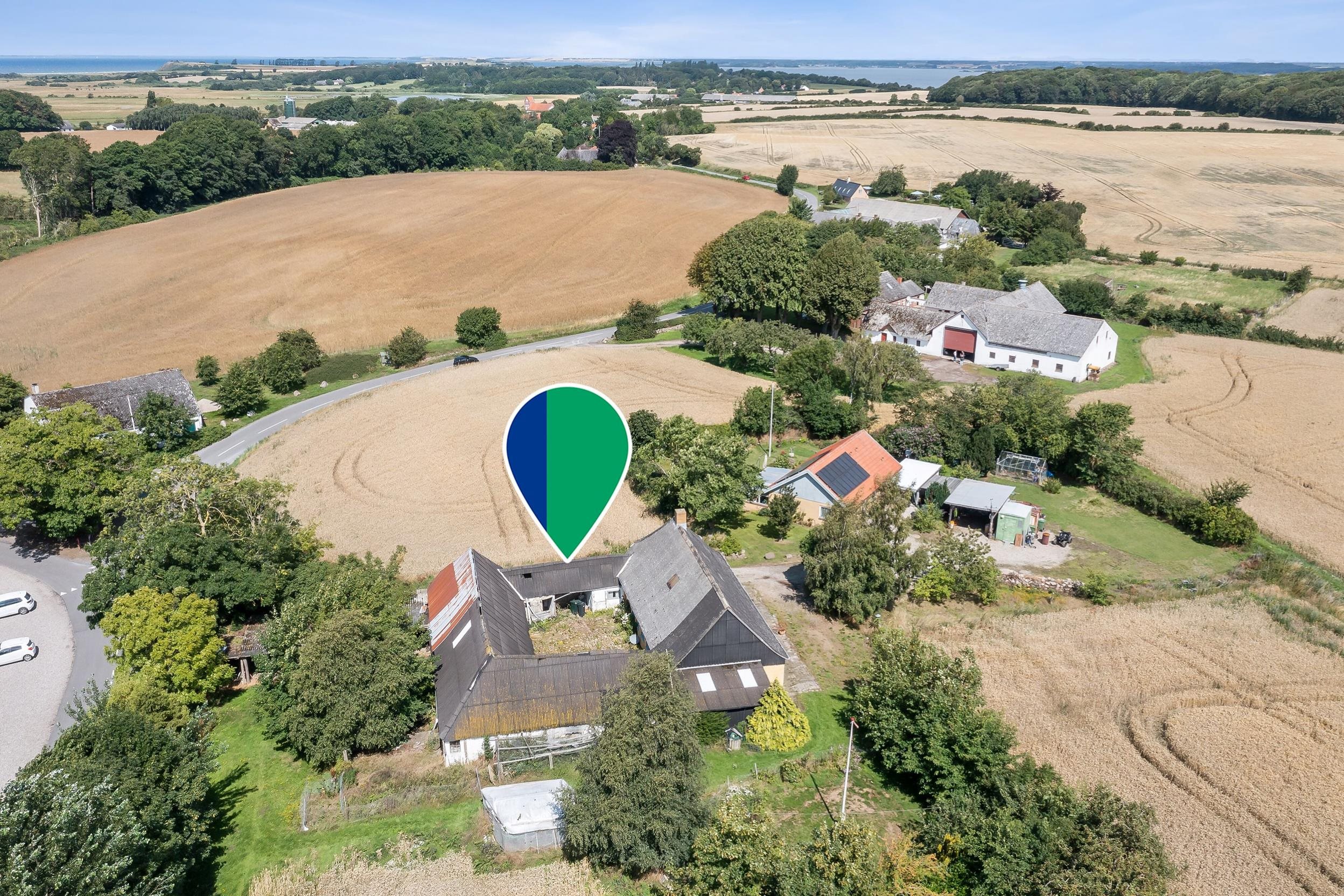 Fremhævet ejendommen billede i fuldskærmstilstand. Billede af Strandbakken 3, Helnæs, 5631 Ebberup