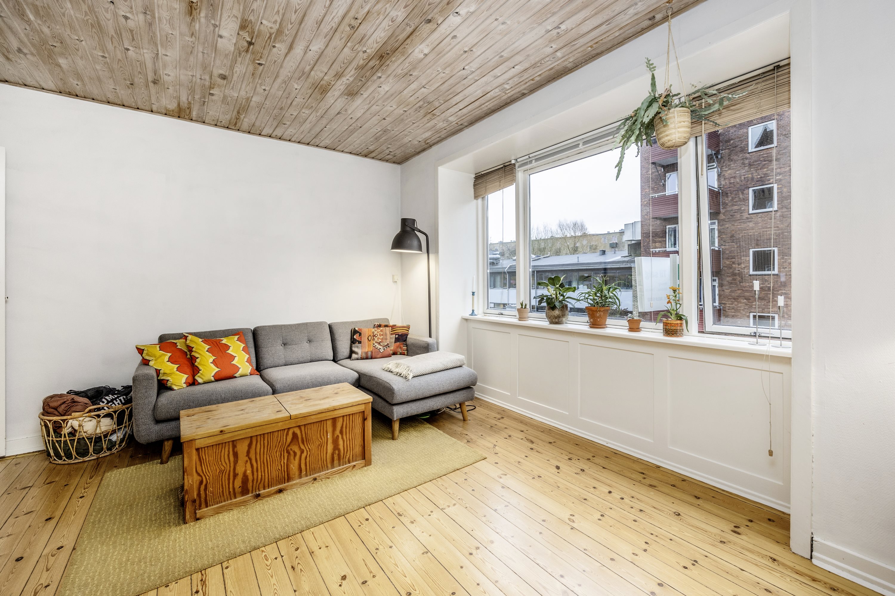 Fremhævet stue billede i fuldskærmstilstand. Billede af Landfogedvej 7, 1. tv., 2400 København NV