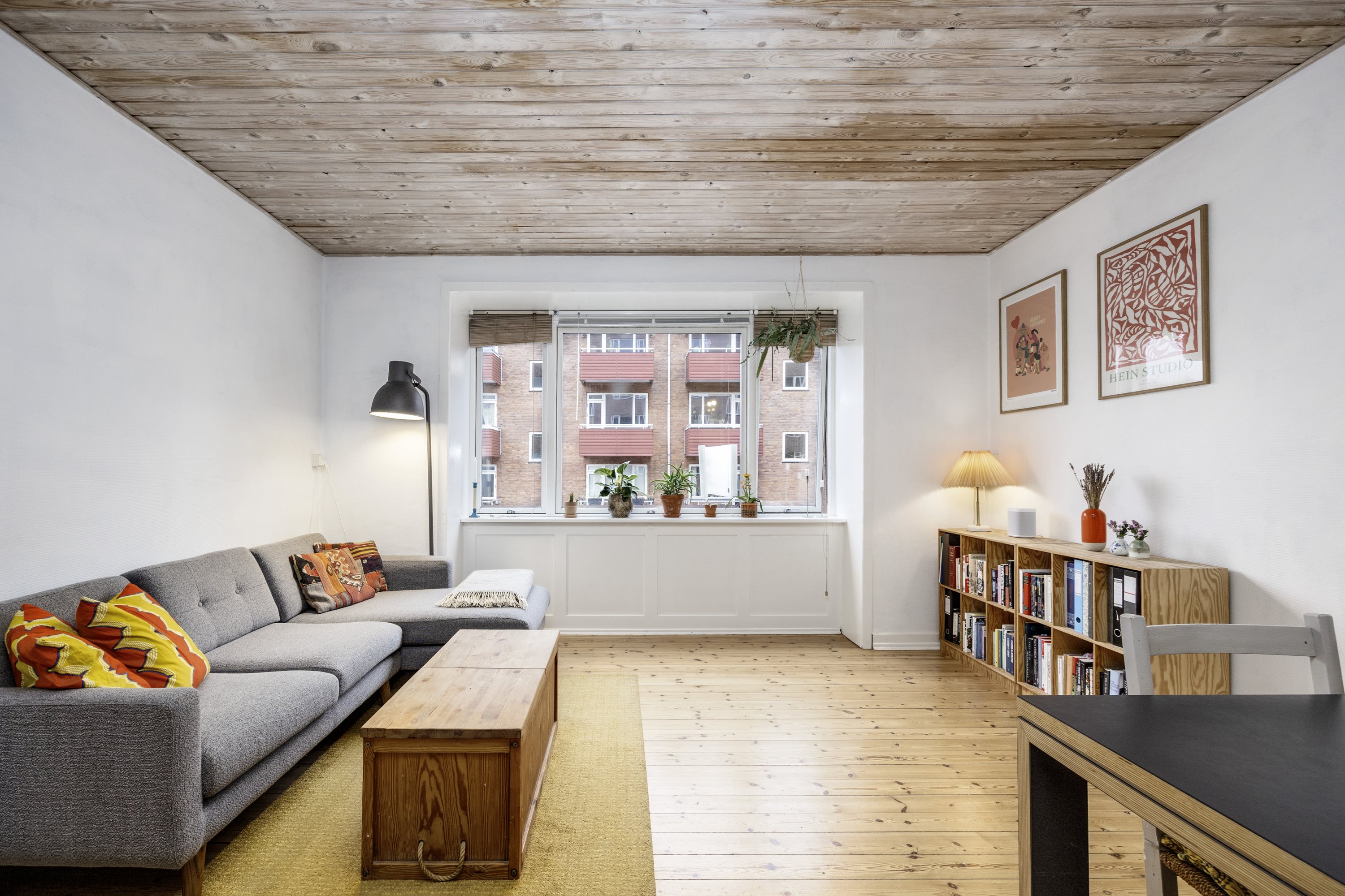 Fremhævet stue billede i fuldskærmstilstand. Billede af Landfogedvej 7, 1. tv., 2400 København NV